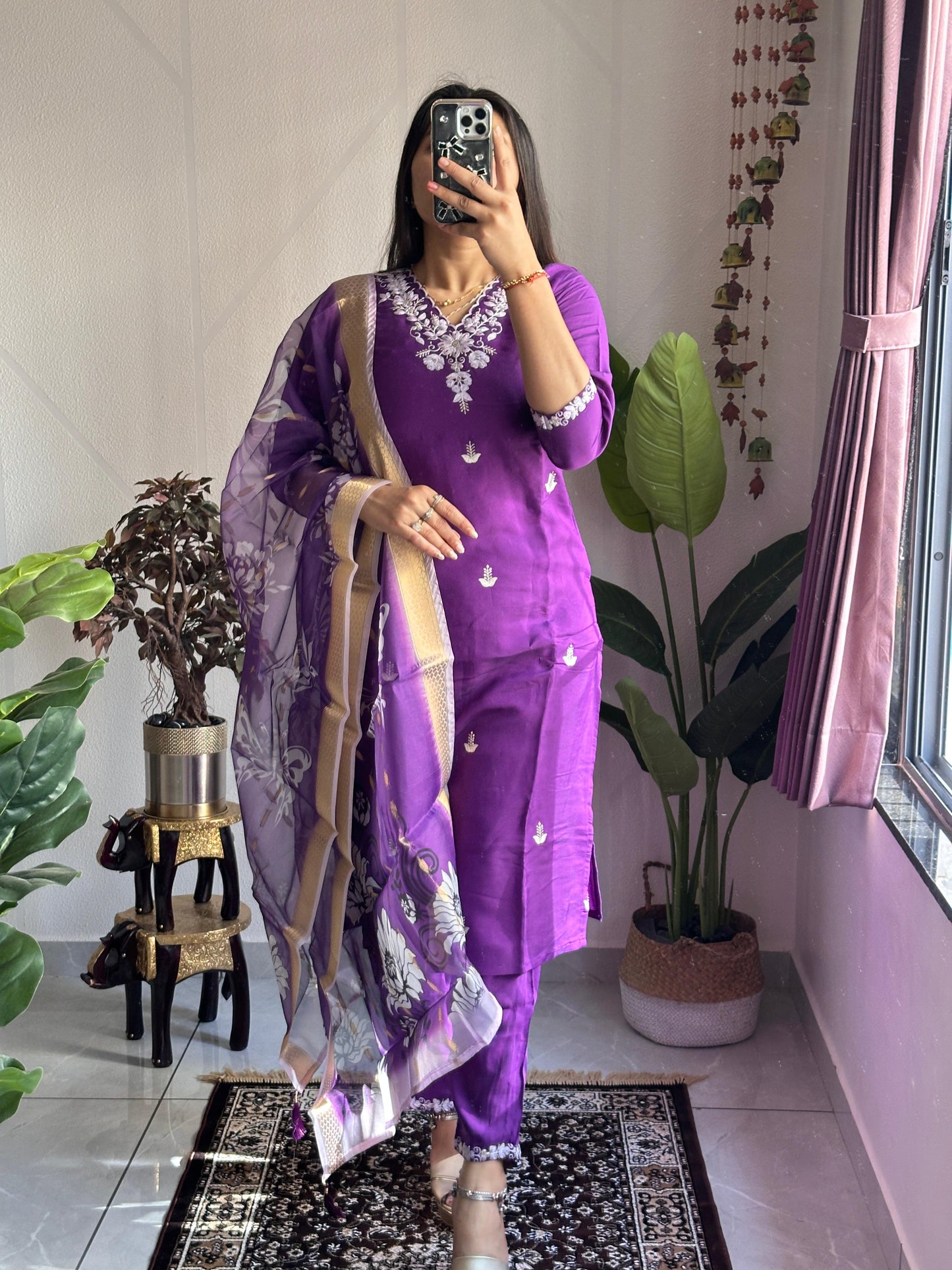 Kayatri Lounching New Designers Roman Silk Suit
