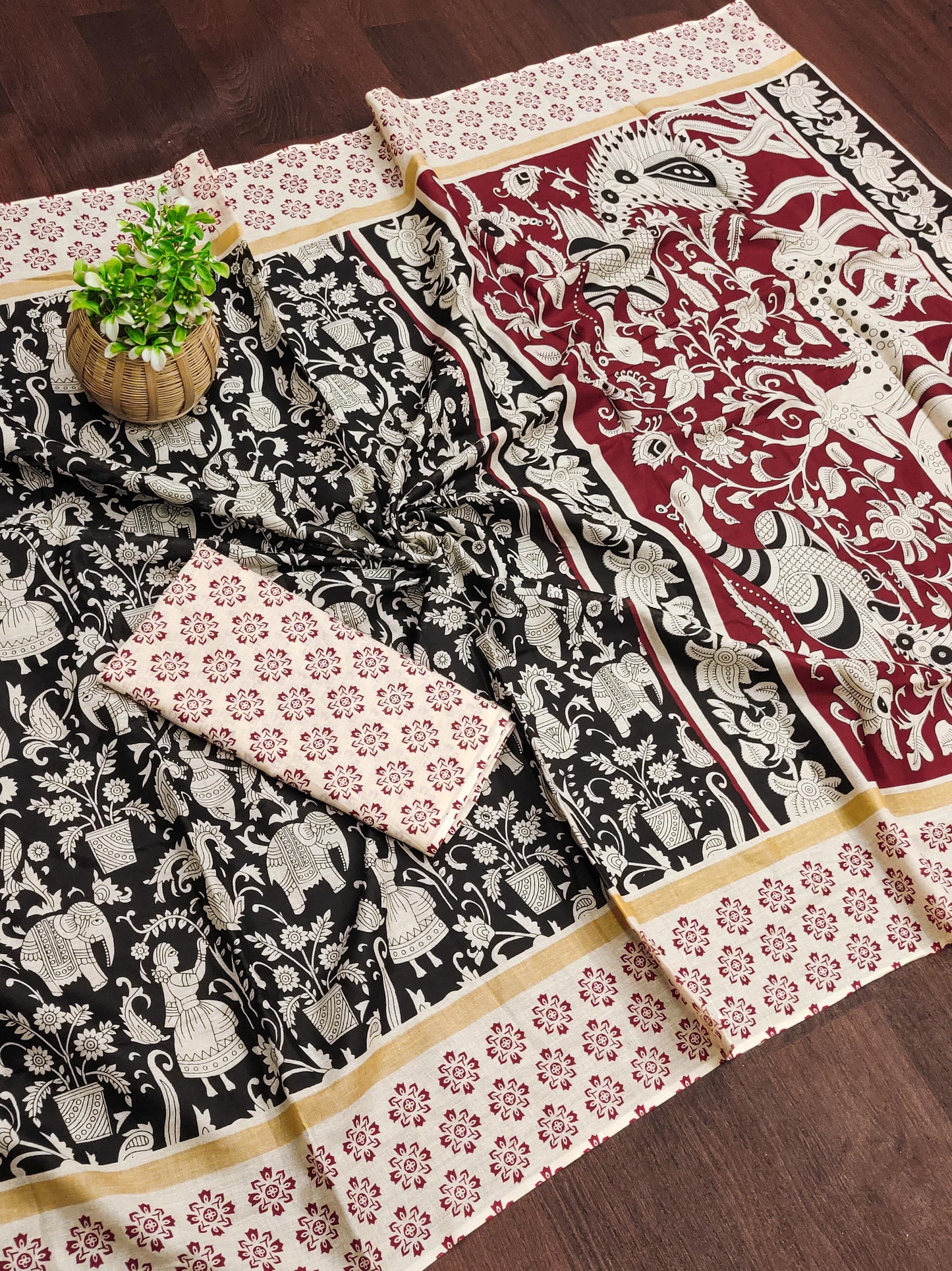 Kayatri New Pure Mulmul Cotton Ajrakh Print Saree