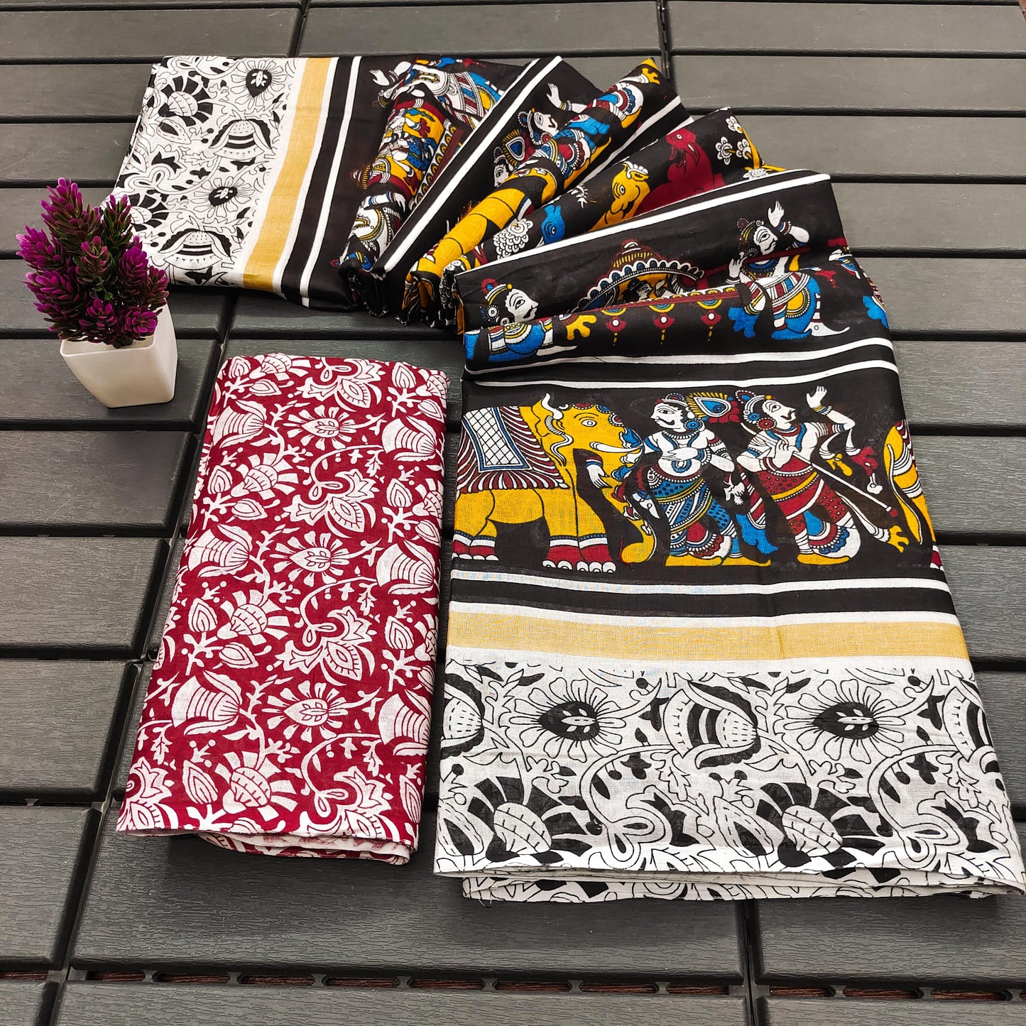 Kayatri New Pure Mulmul Cotton Ajrakh Print Saree