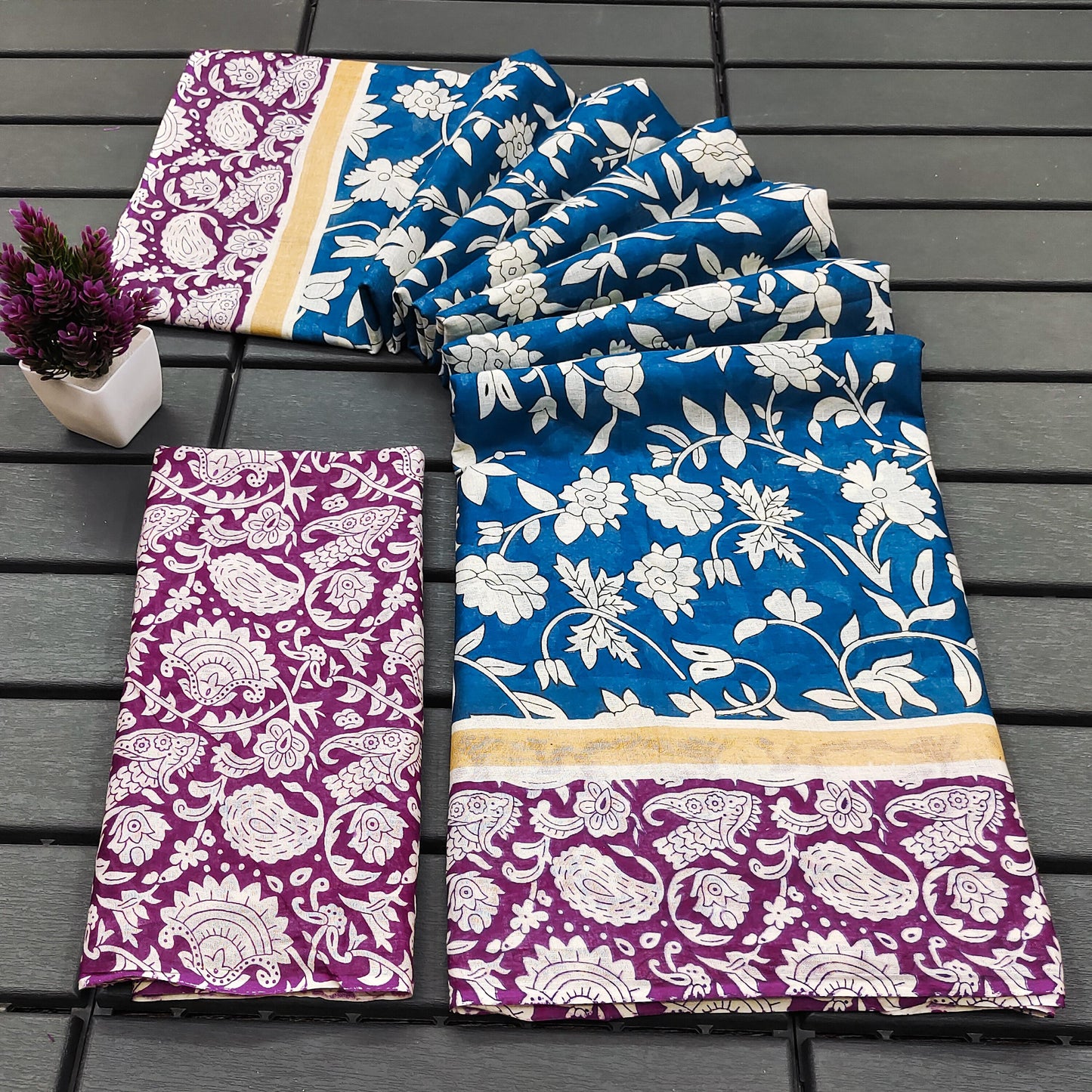 Kayatri New Pure Mulmul Cotton Ajrakh Print Saree