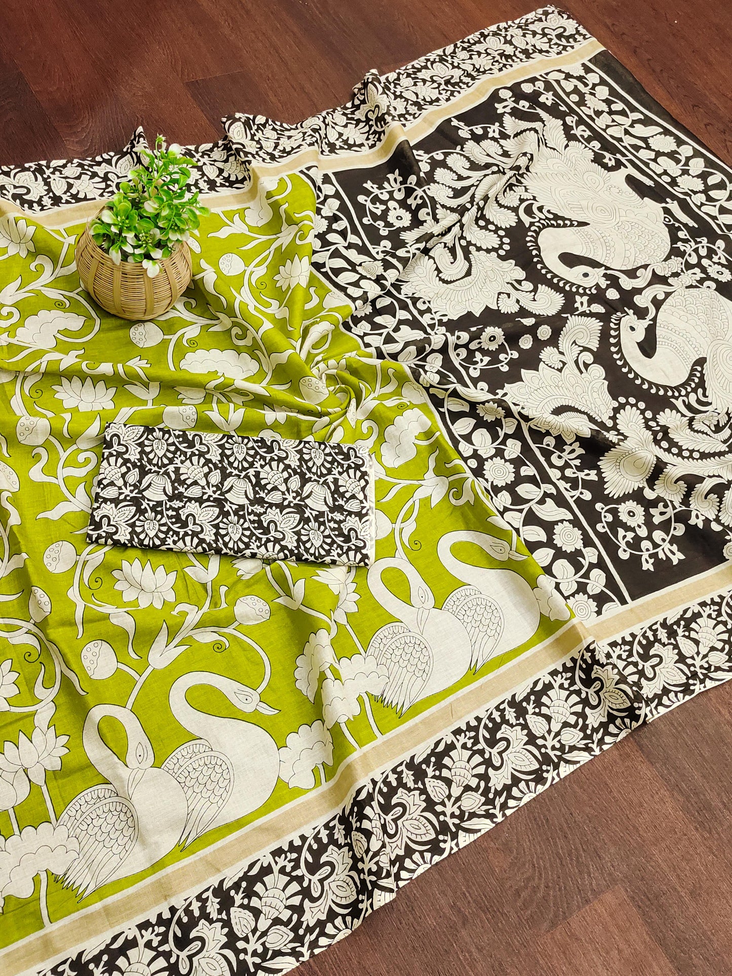 Kayatri New Pure Mulmul Cotton Ajrakh Print Saree