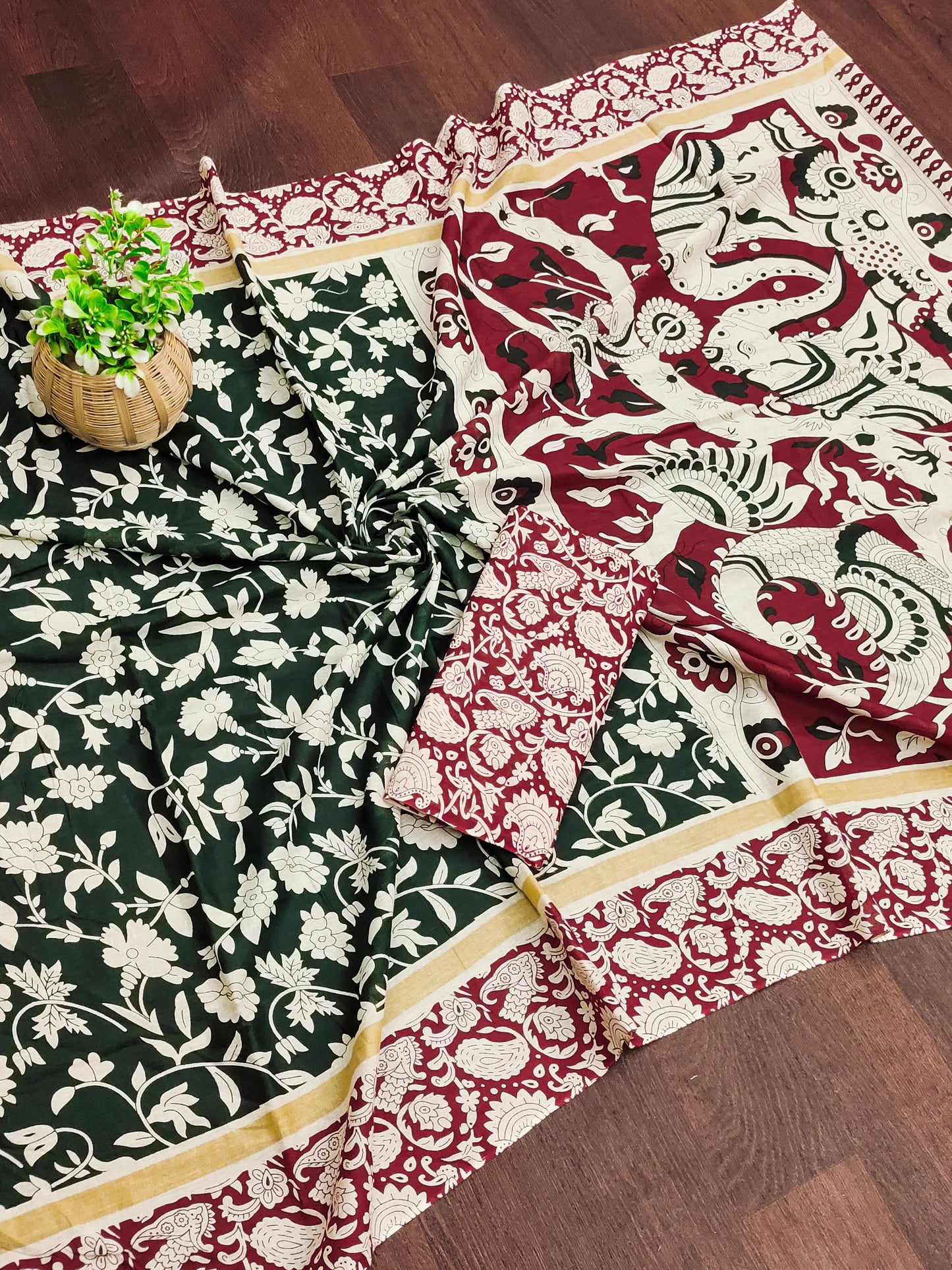 Kayatri New Pure Mulmul Cotton Ajrakh Print Saree