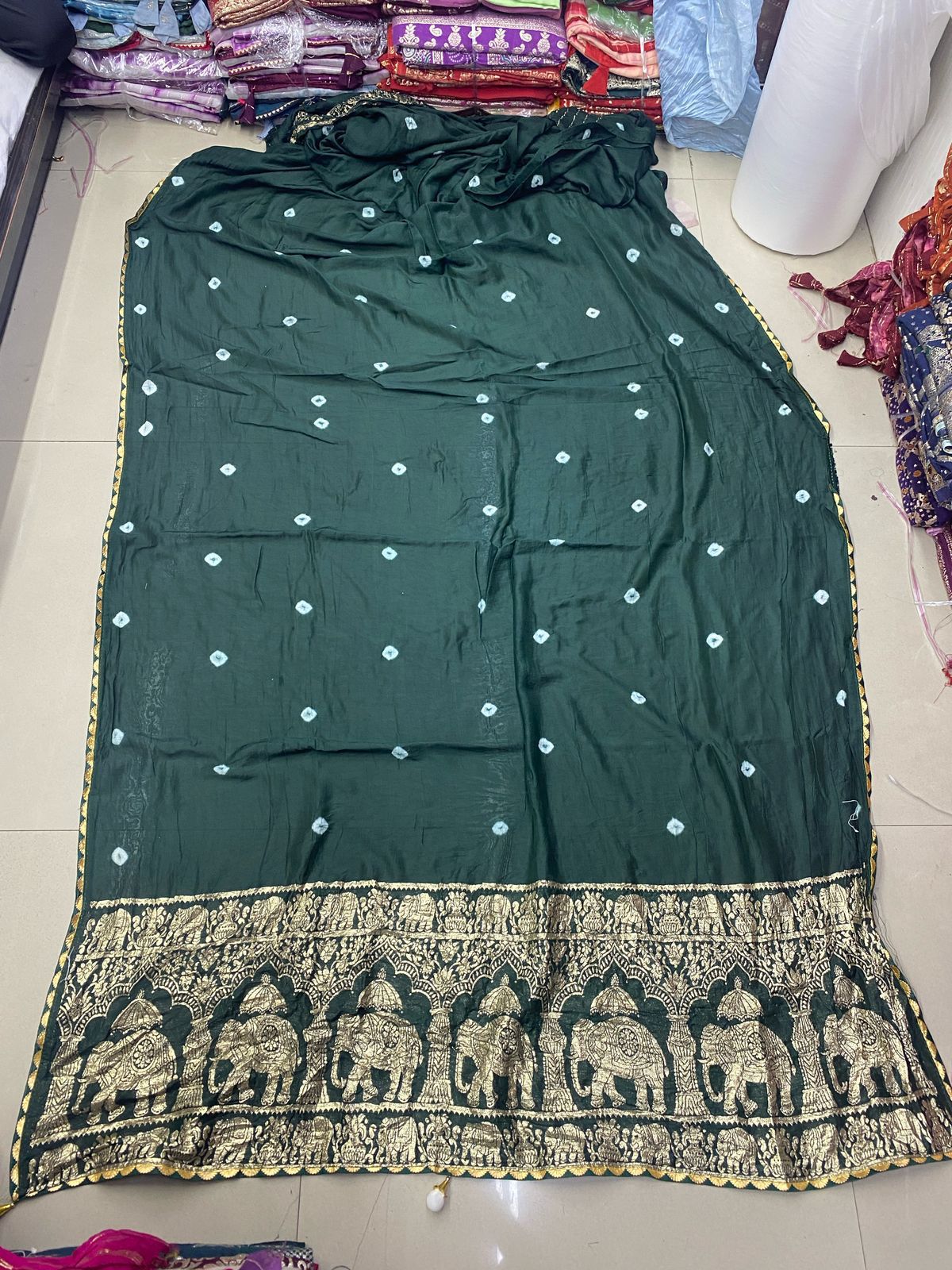 Kayatri New Fancy Cotton Pallu Elephant Design Batik Buti Saree