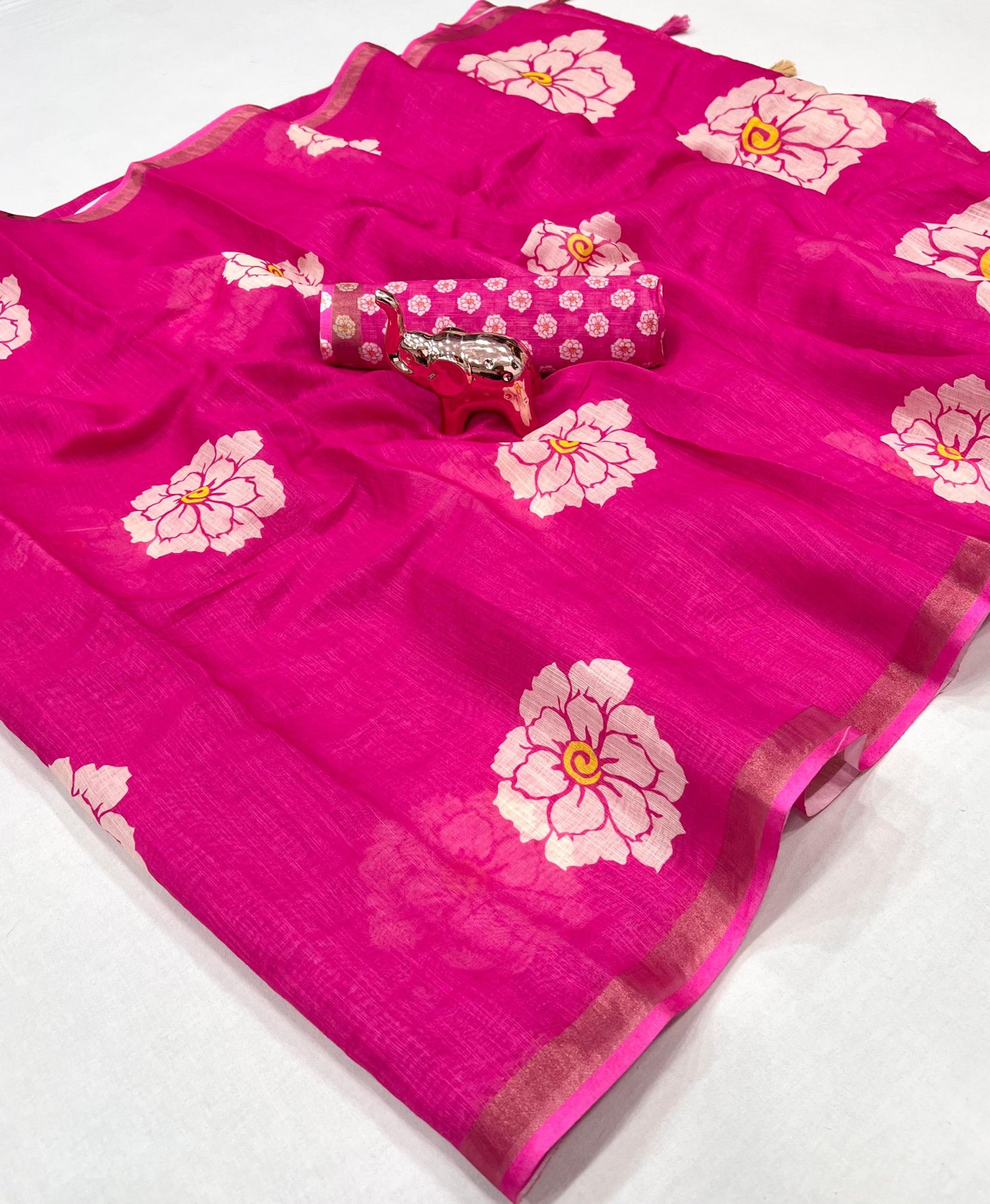 Kayatri New Soft Lenin Digital Flower Print Saree
