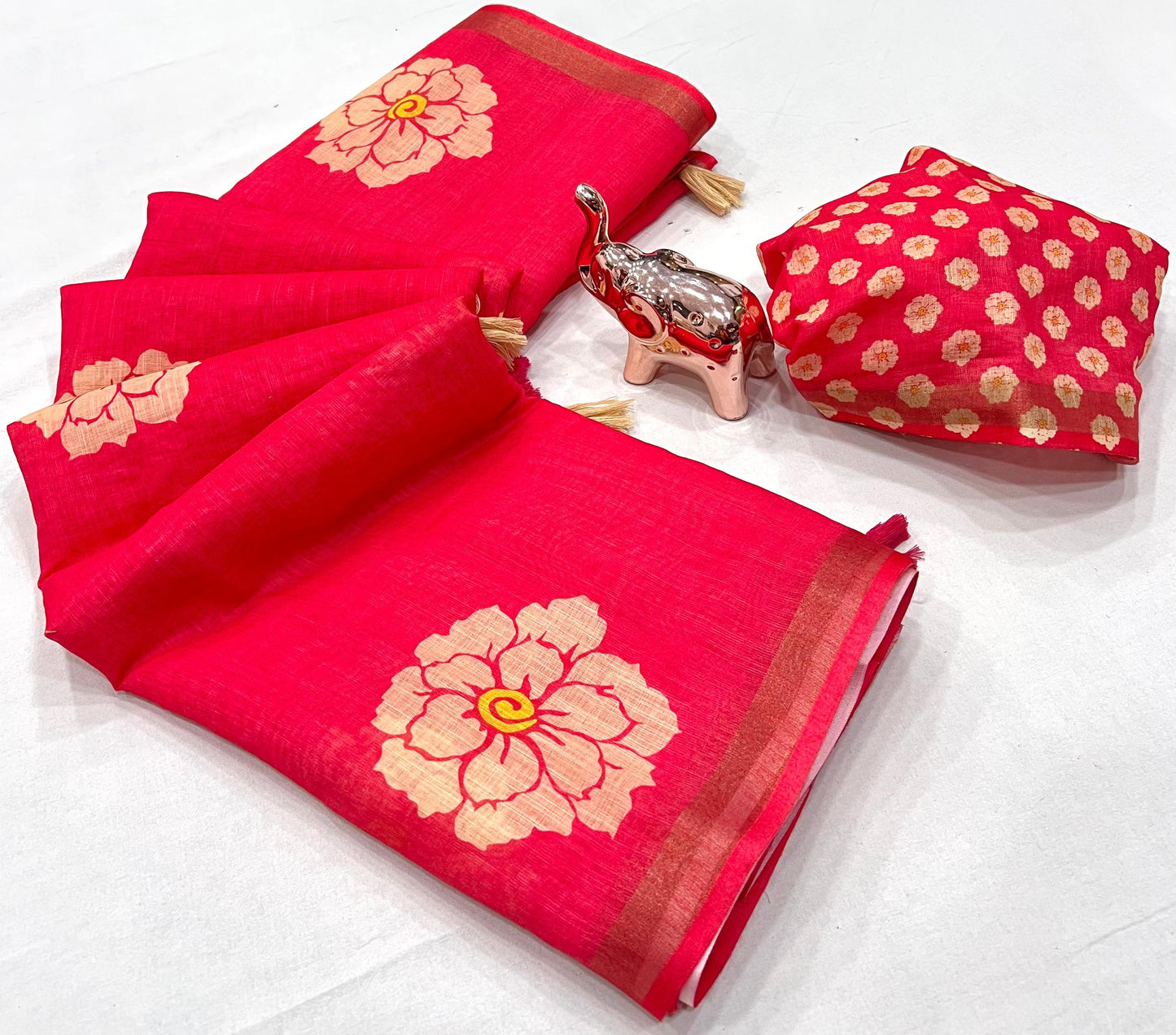 Kayatri New Soft Lenin Digital Flower Print Saree