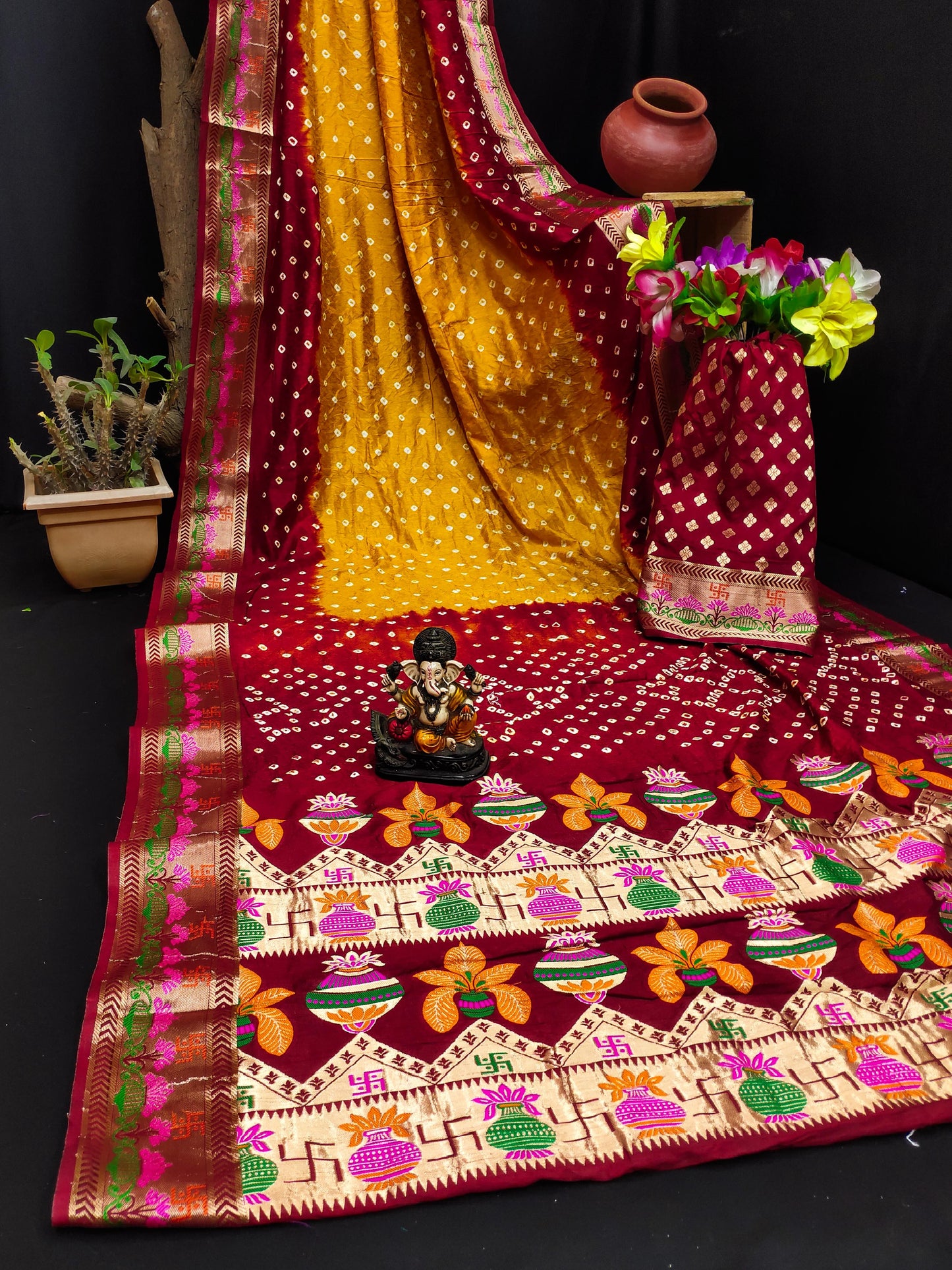 Kayatri New Pure Bahdhej  Silk Meenakari Zari Weaving Saree