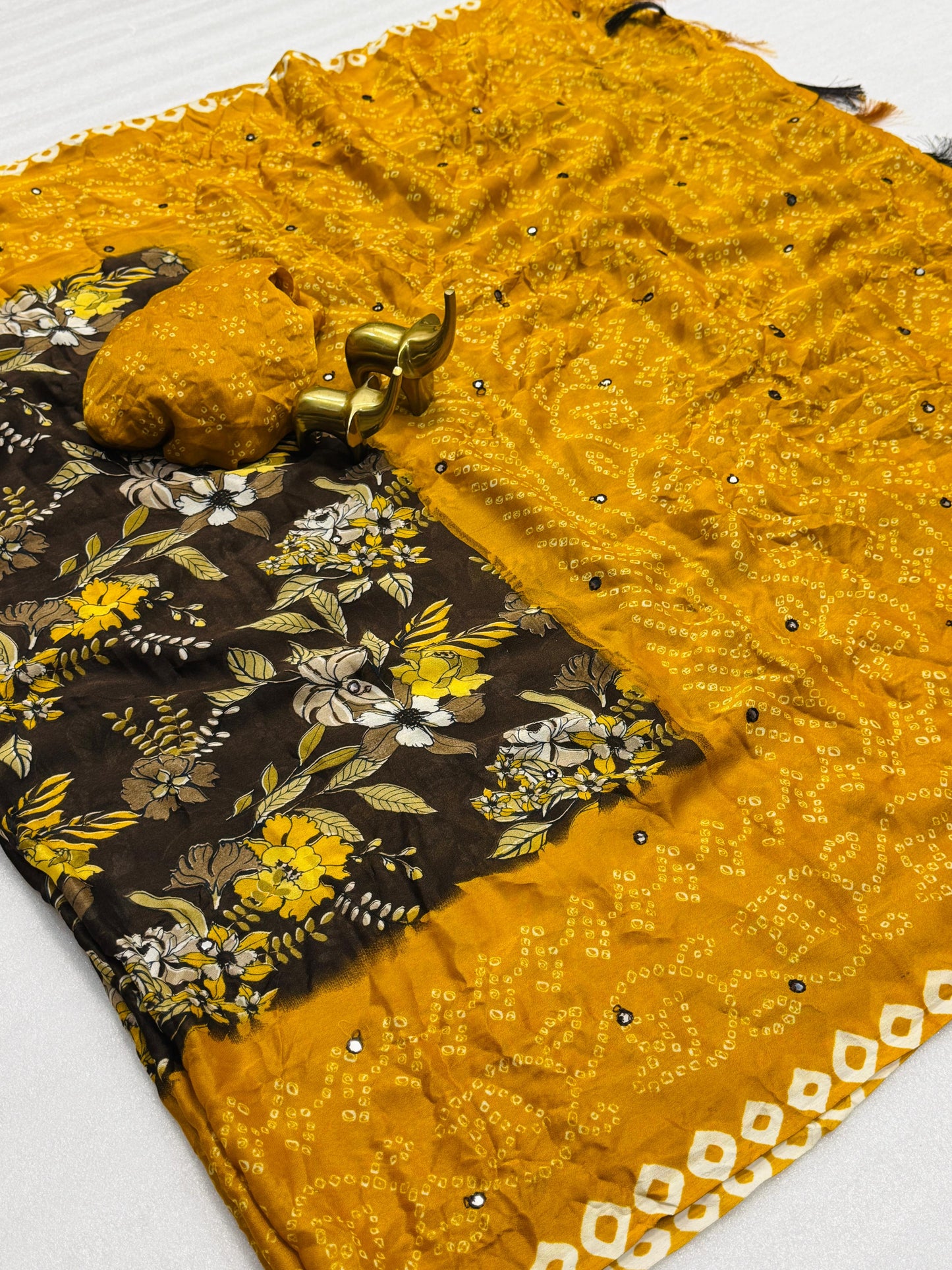 Kayatri New Flower With Bandhani Style Saree