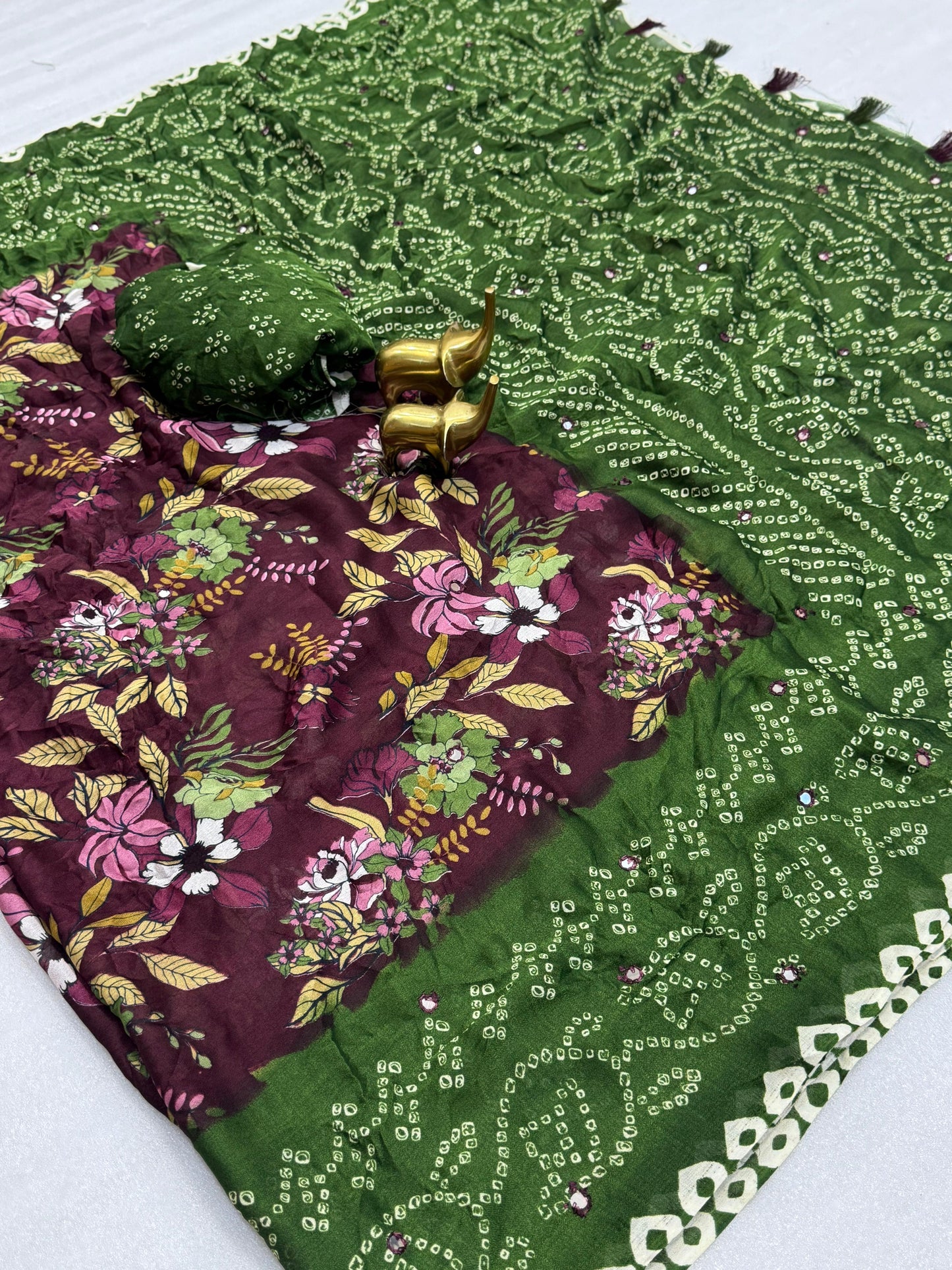 Kayatri New Flower With Bandhani Style Saree