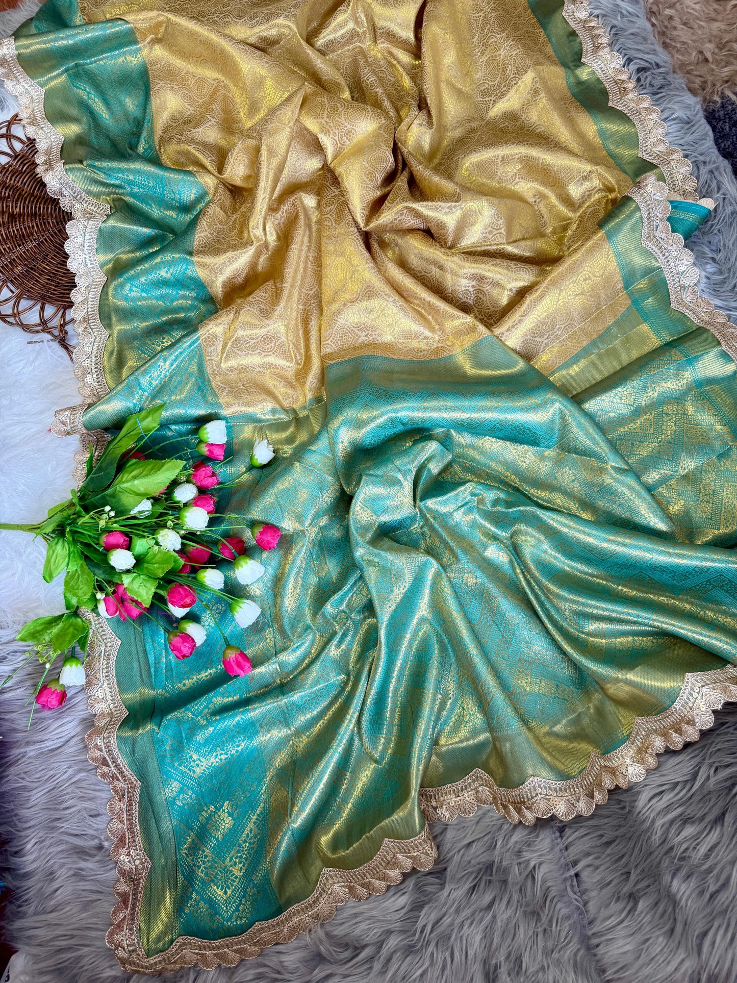 Kayatri New Banarasi Style Golden Tissue Saree