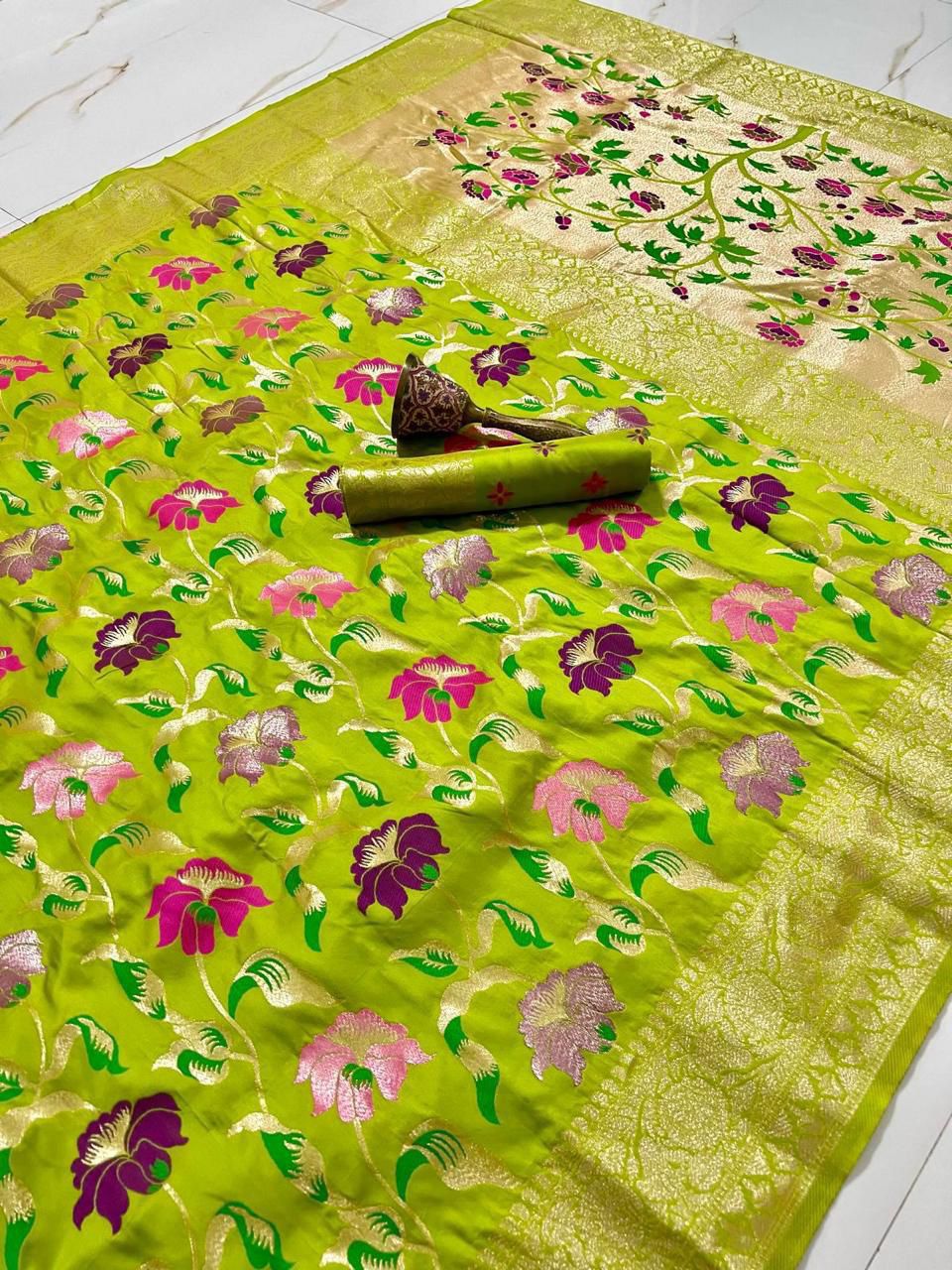 Kayatri Pure Soft Kanchivram Meena Zari Weaving Saree