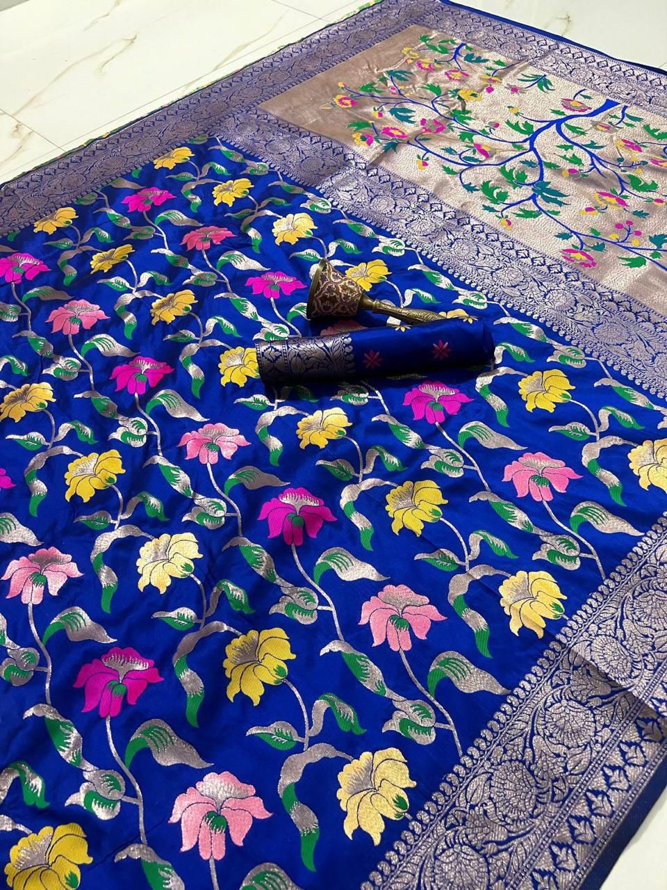 Kayatri Pure Soft Kanchivram Meena Zari Weaving Saree