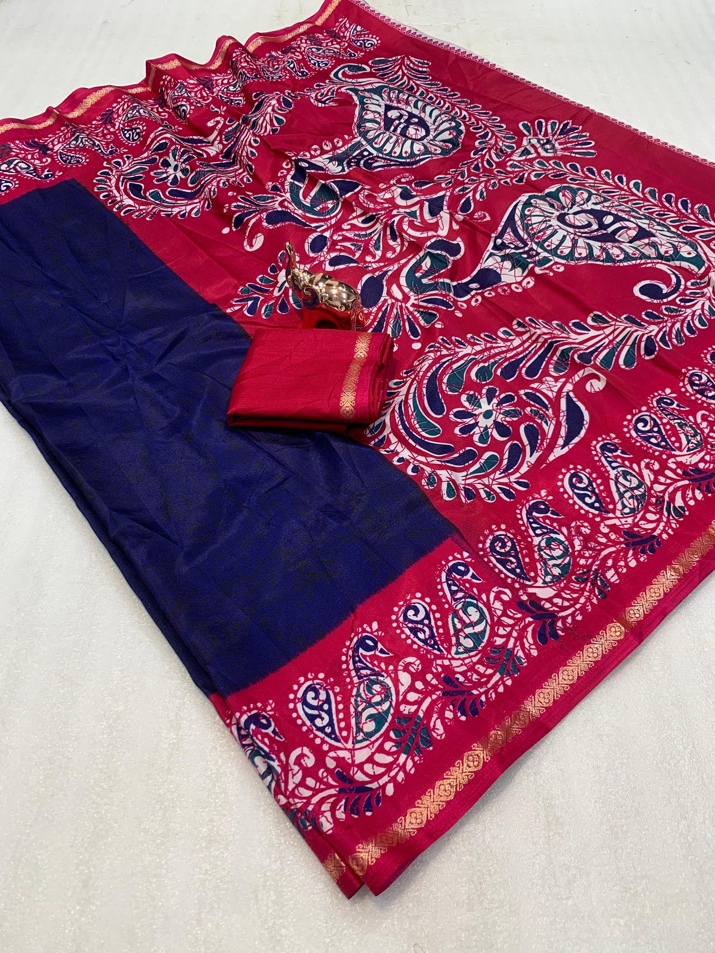 Kayatri New Pure Dola Silk Gold Zari Weaving Saree