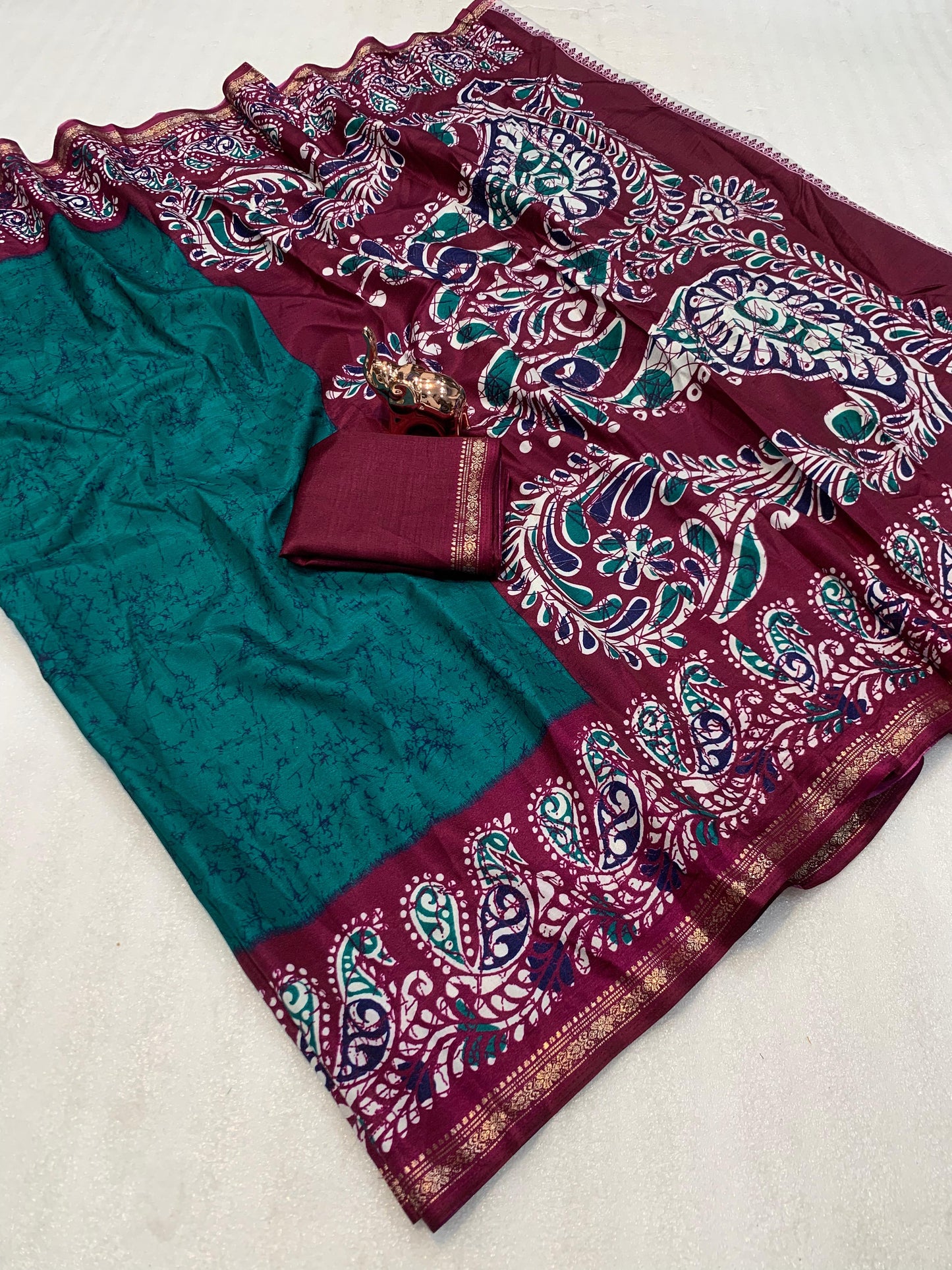 Kayatri New Pure Dola Silk Gold Zari Weaving Saree