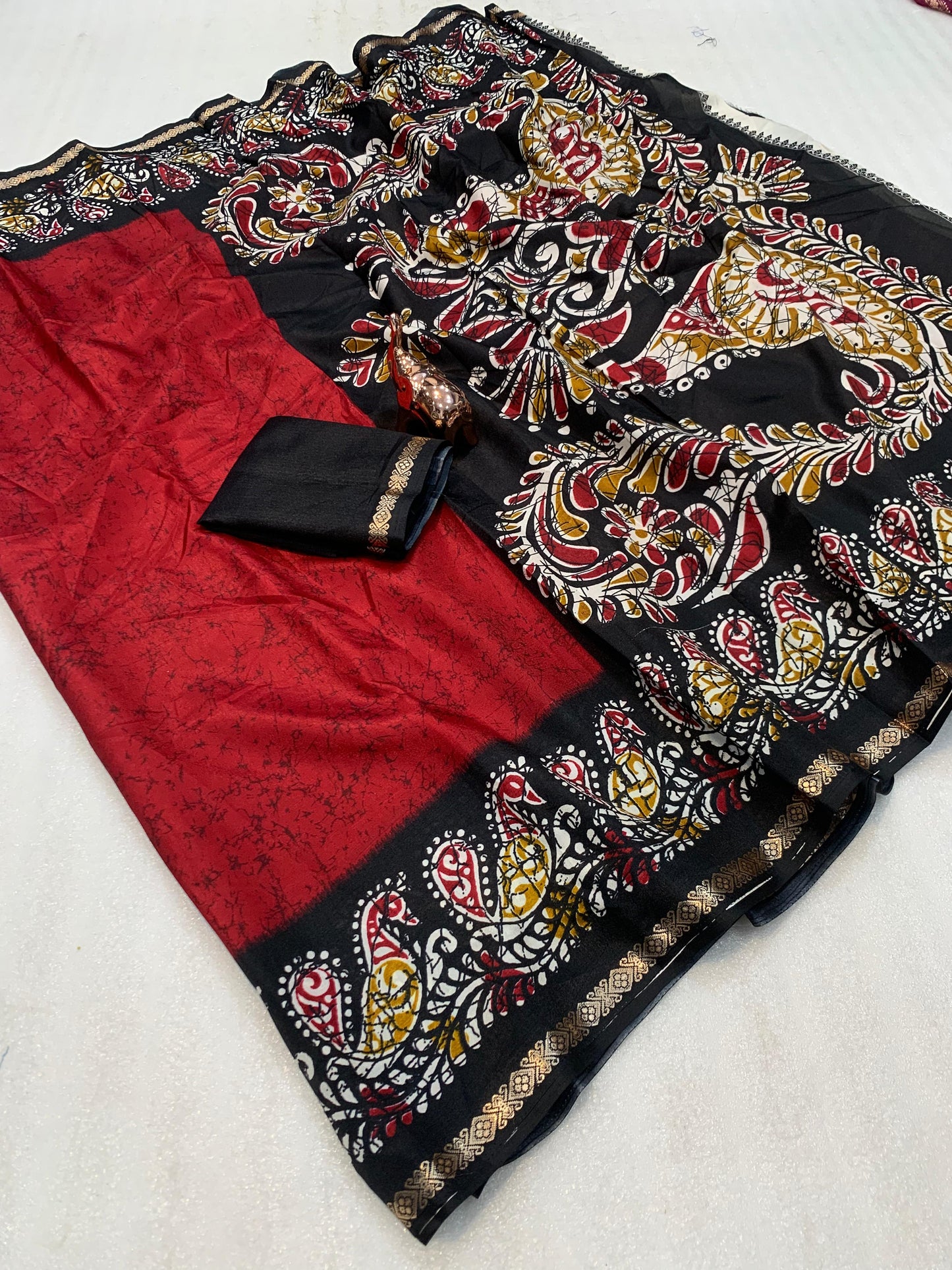 Kayatri New Pure Dola Silk Gold Zari Weaving Saree