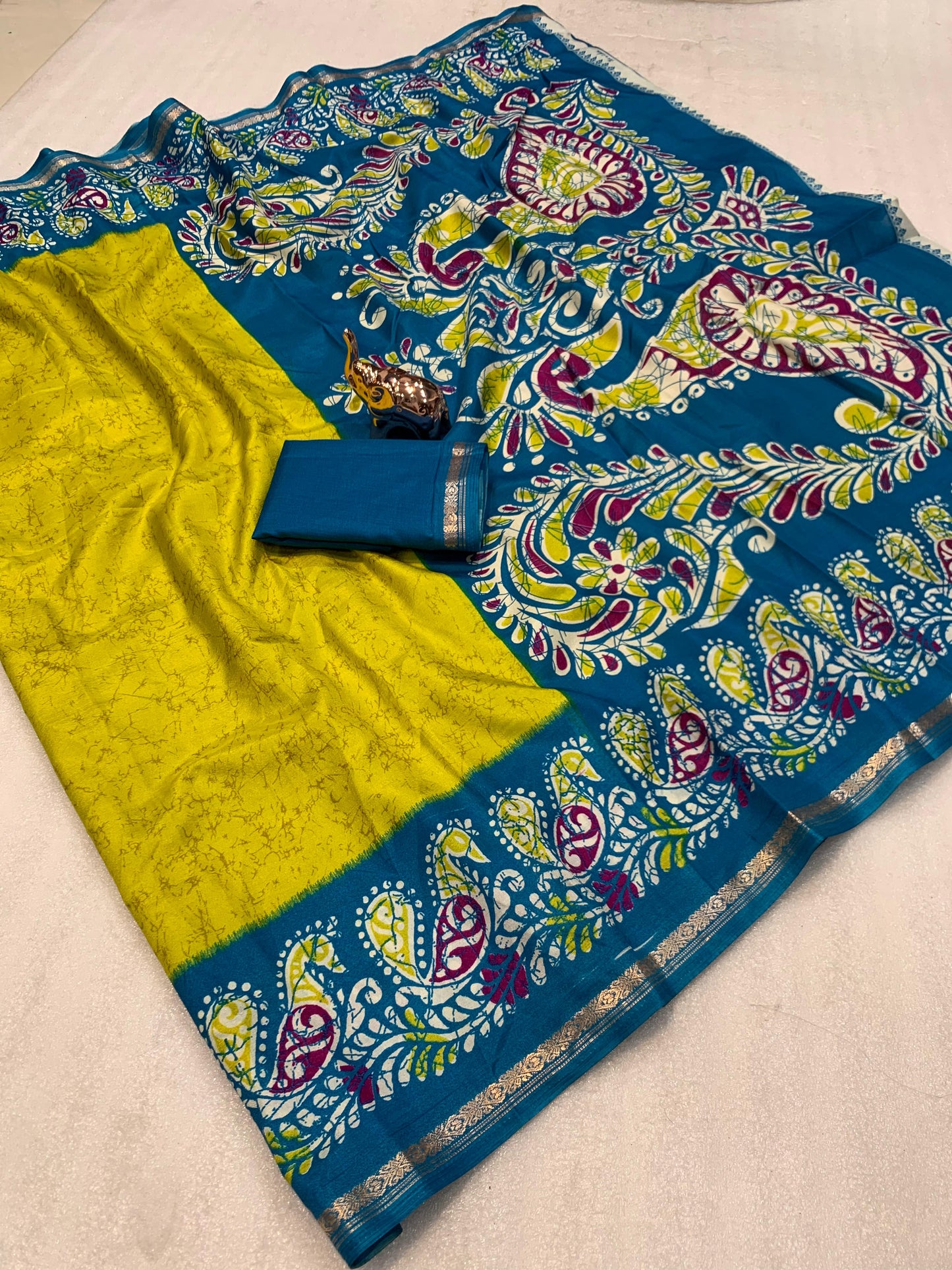 Kayatri New Pure Dola Silk Gold Zari Weaving Saree