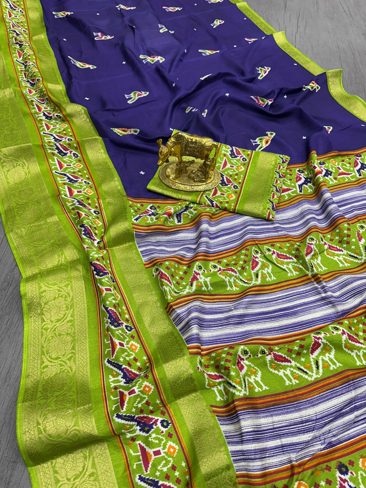 Kayatri New Pure Soft Dola Patola Print Saree