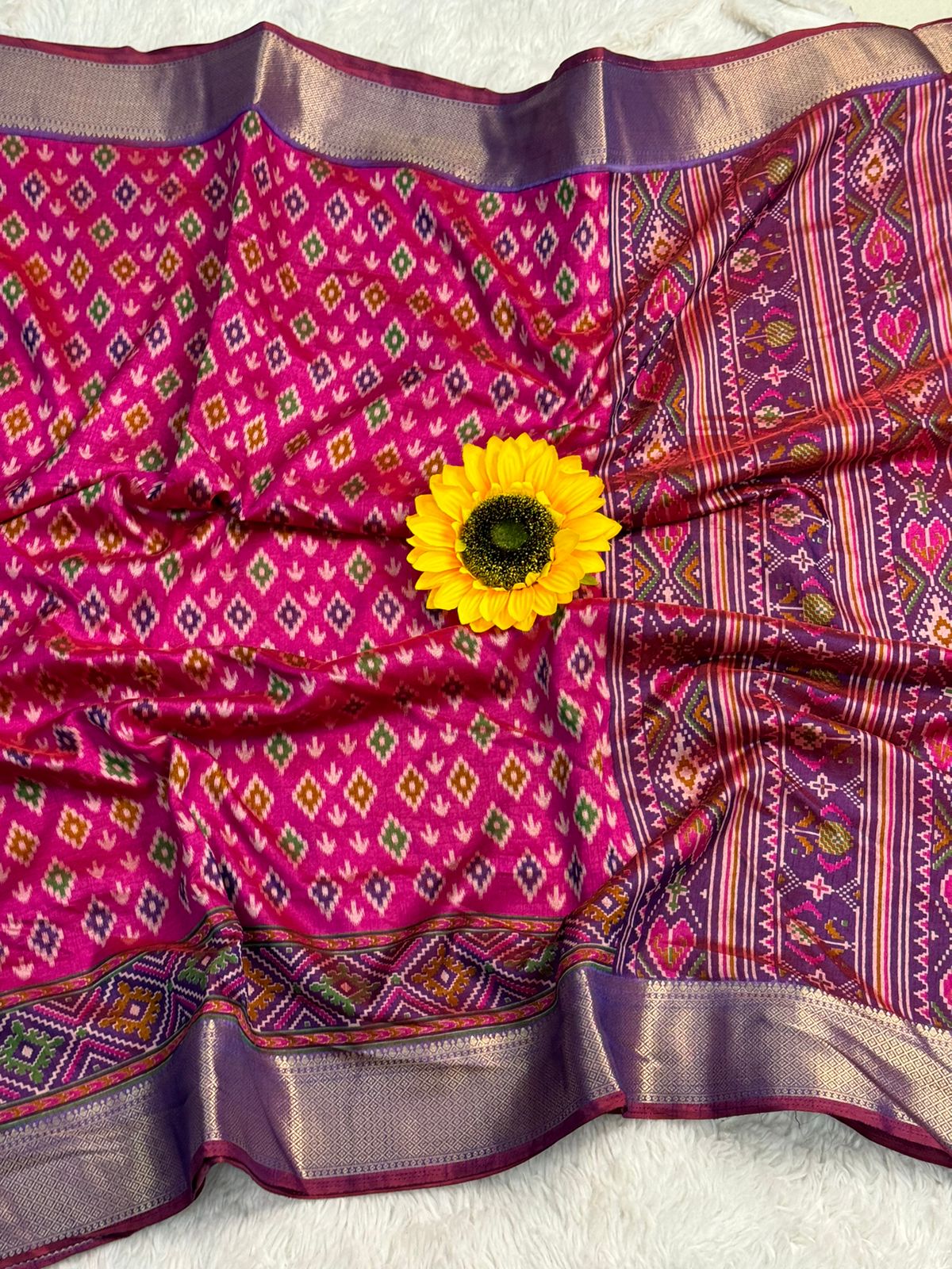 Kayatri New Semi Dola Silk Patola Style Saree