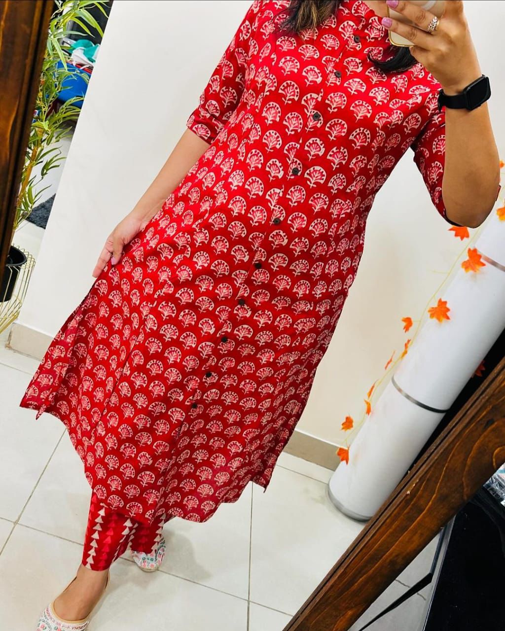 Kayatri New Designer Kurti Pent Set With Digital Print