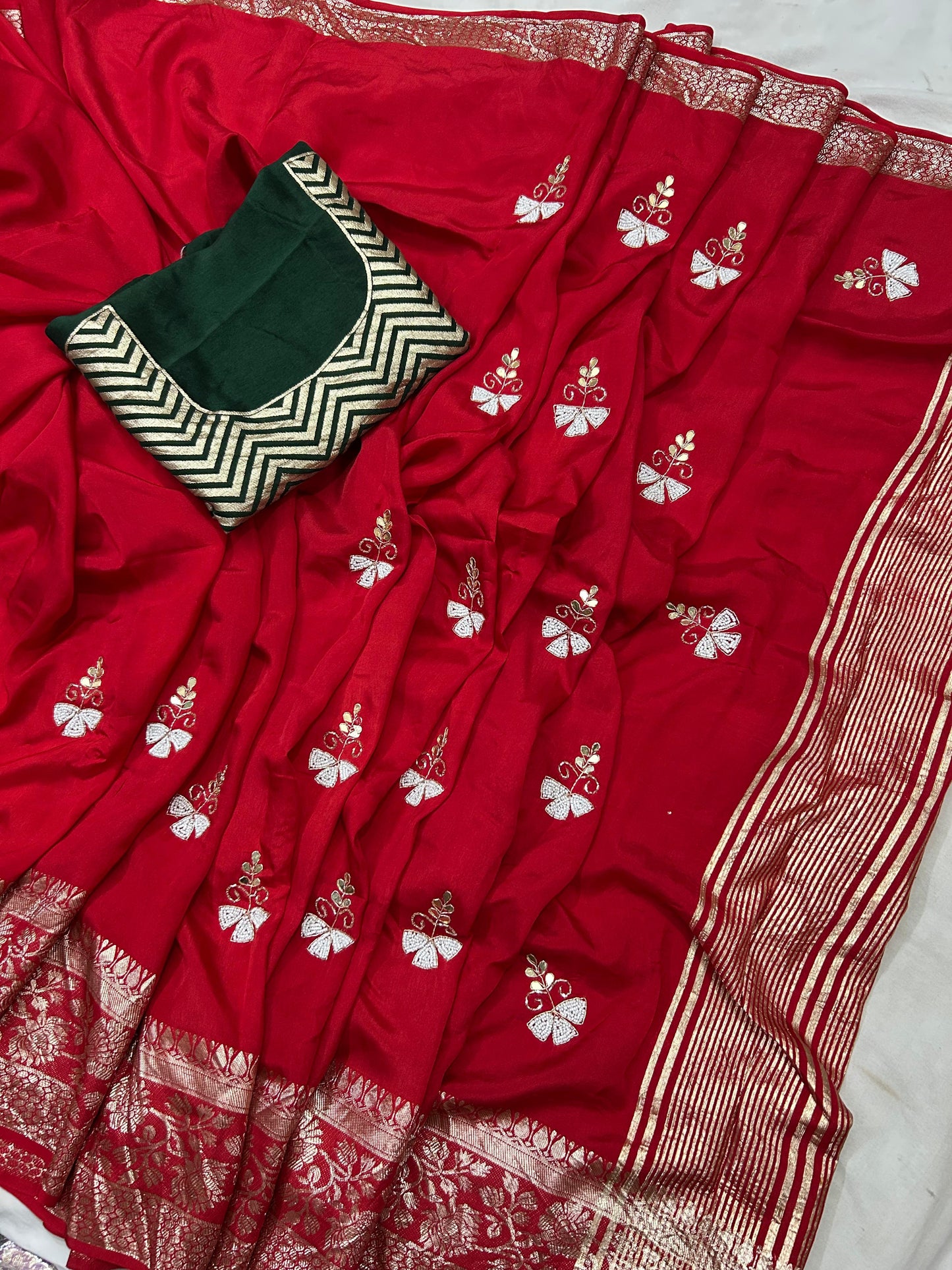 Kayatri New Rassain Silk Hanwork Saree