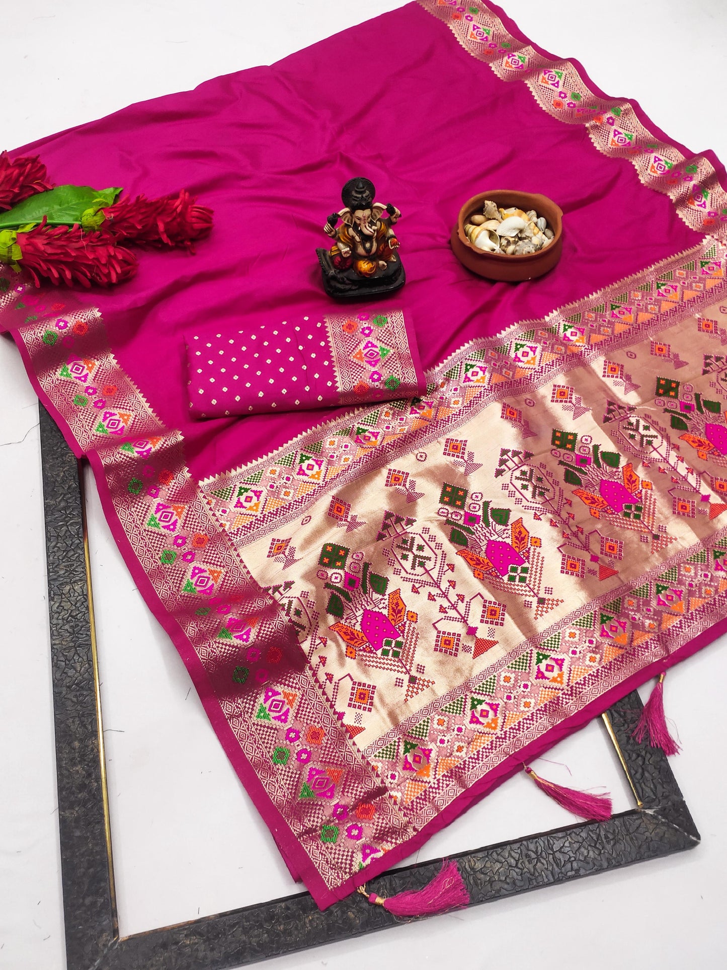 Kayatri New Designer Paithani Silk Zari Gold Meenakari Weaving Saree