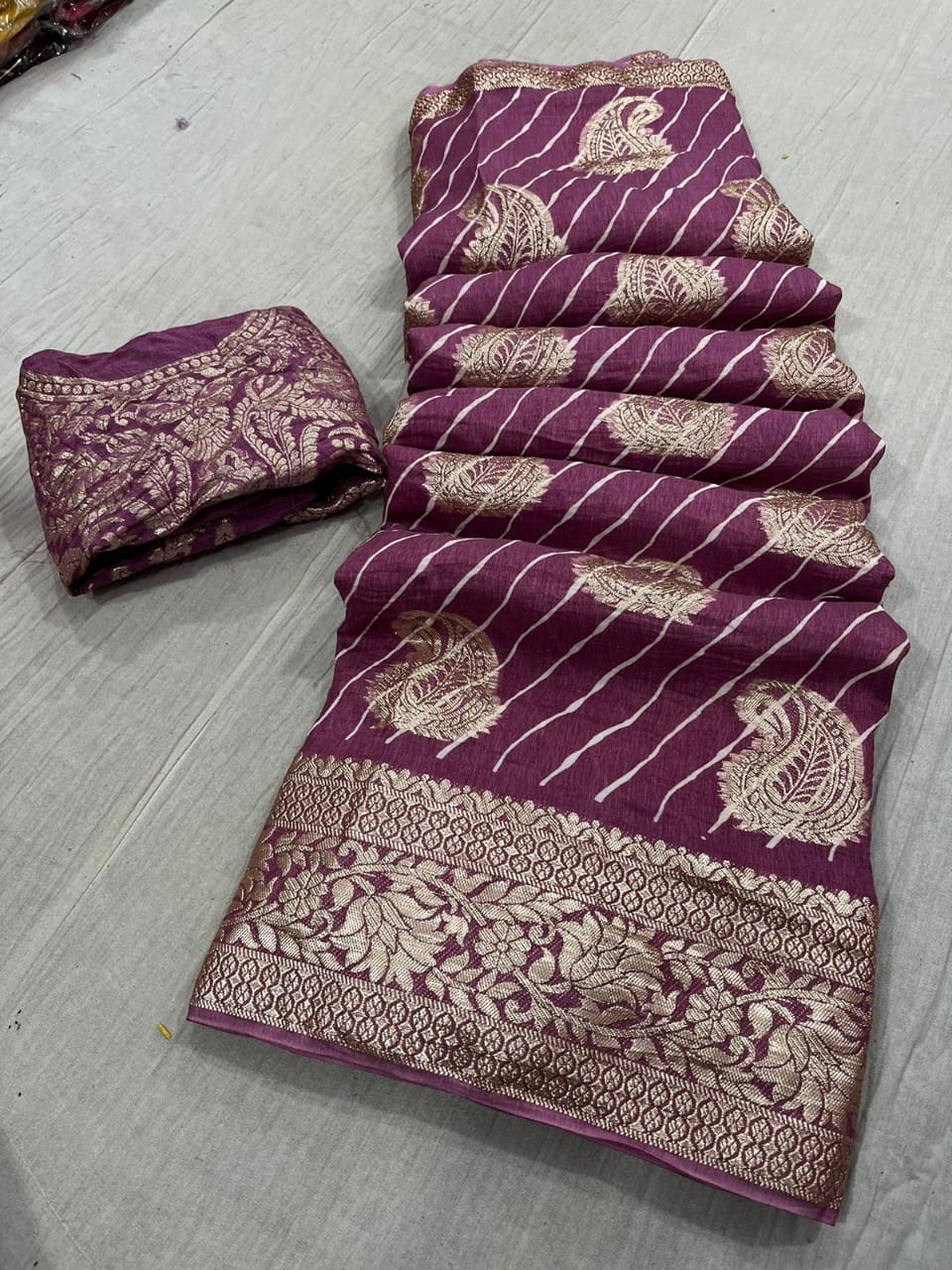 Kayatri New Pure Russian Silk Heavy Zari Weaving Saree