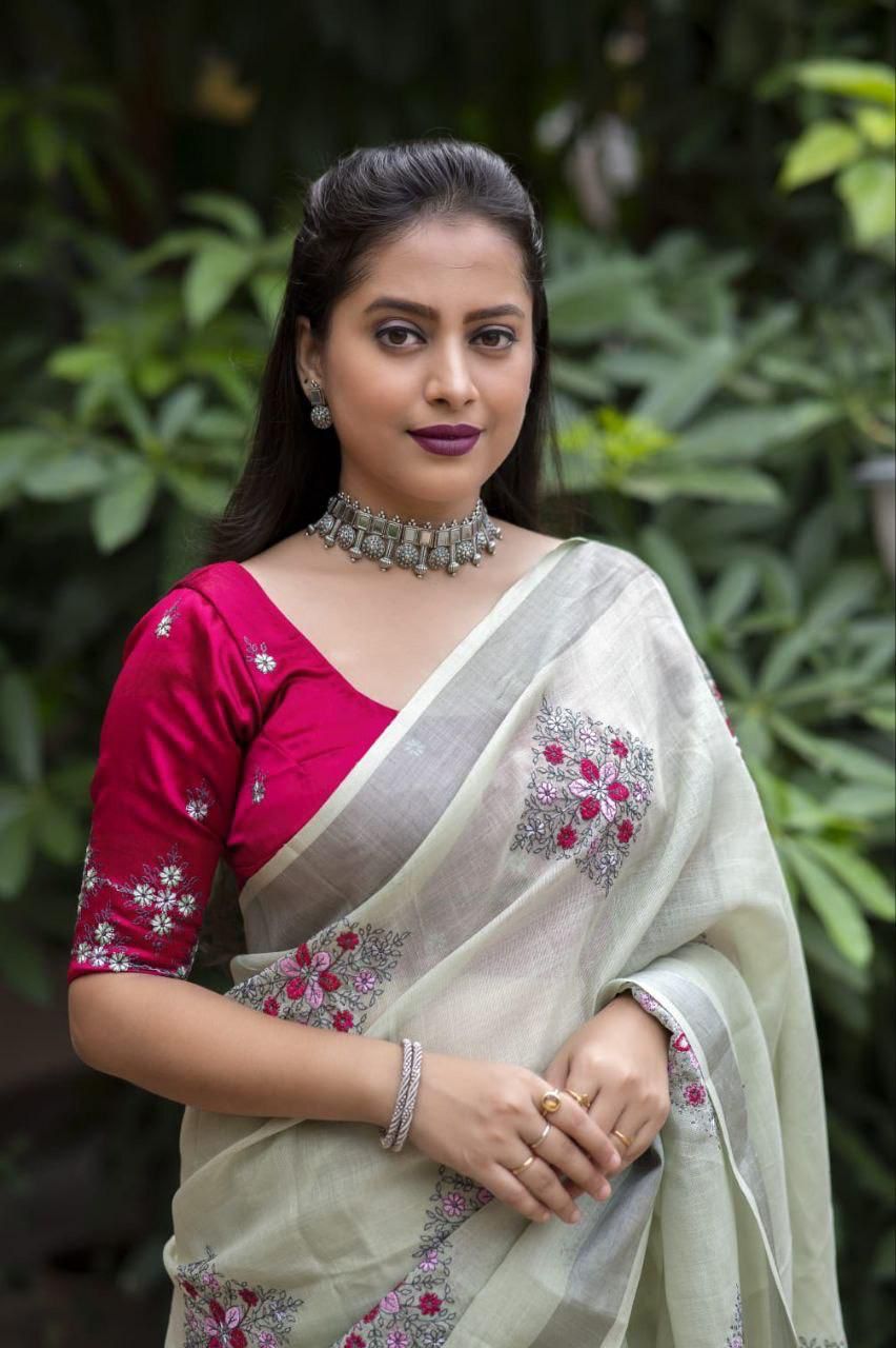 Kayatri New Designer Soft Silver Linnen Saree