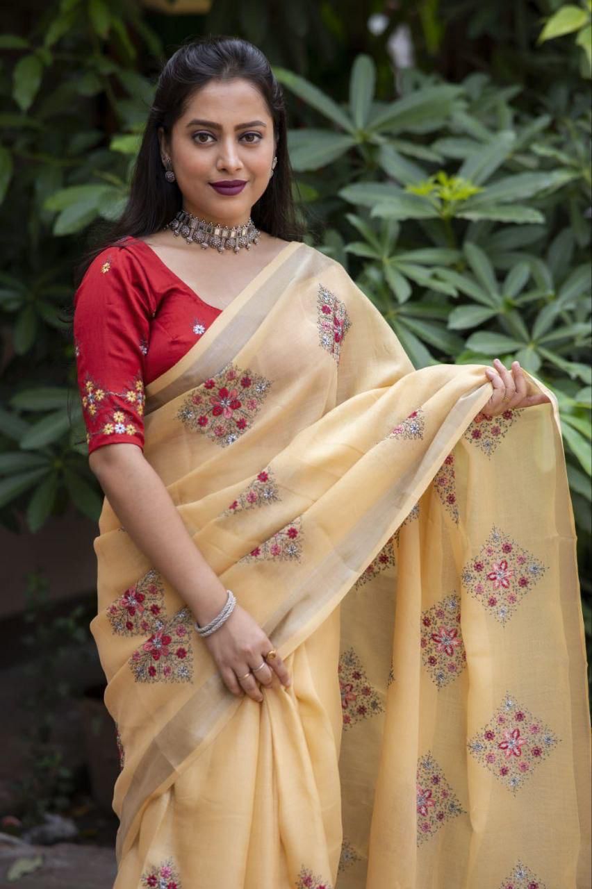 Kayatri New Designer Soft Silver Linnen Saree