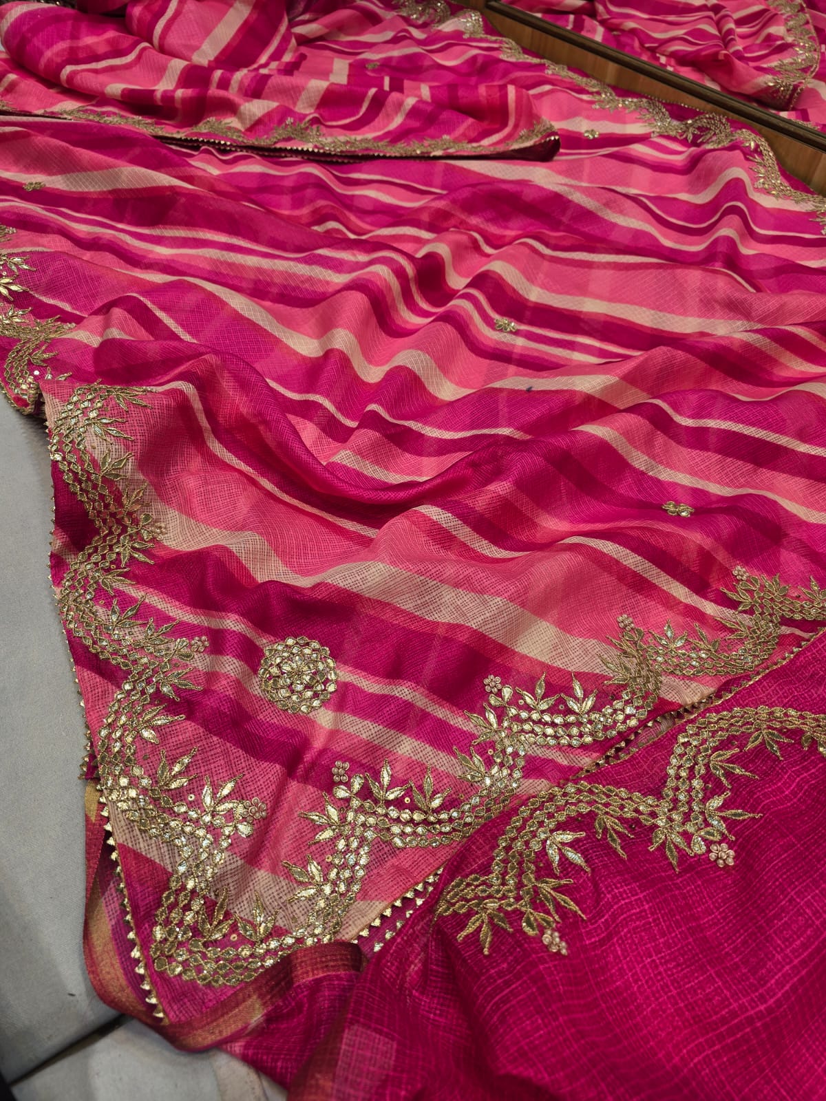 Kayatri New Pure Munga Cotton Checks Saree