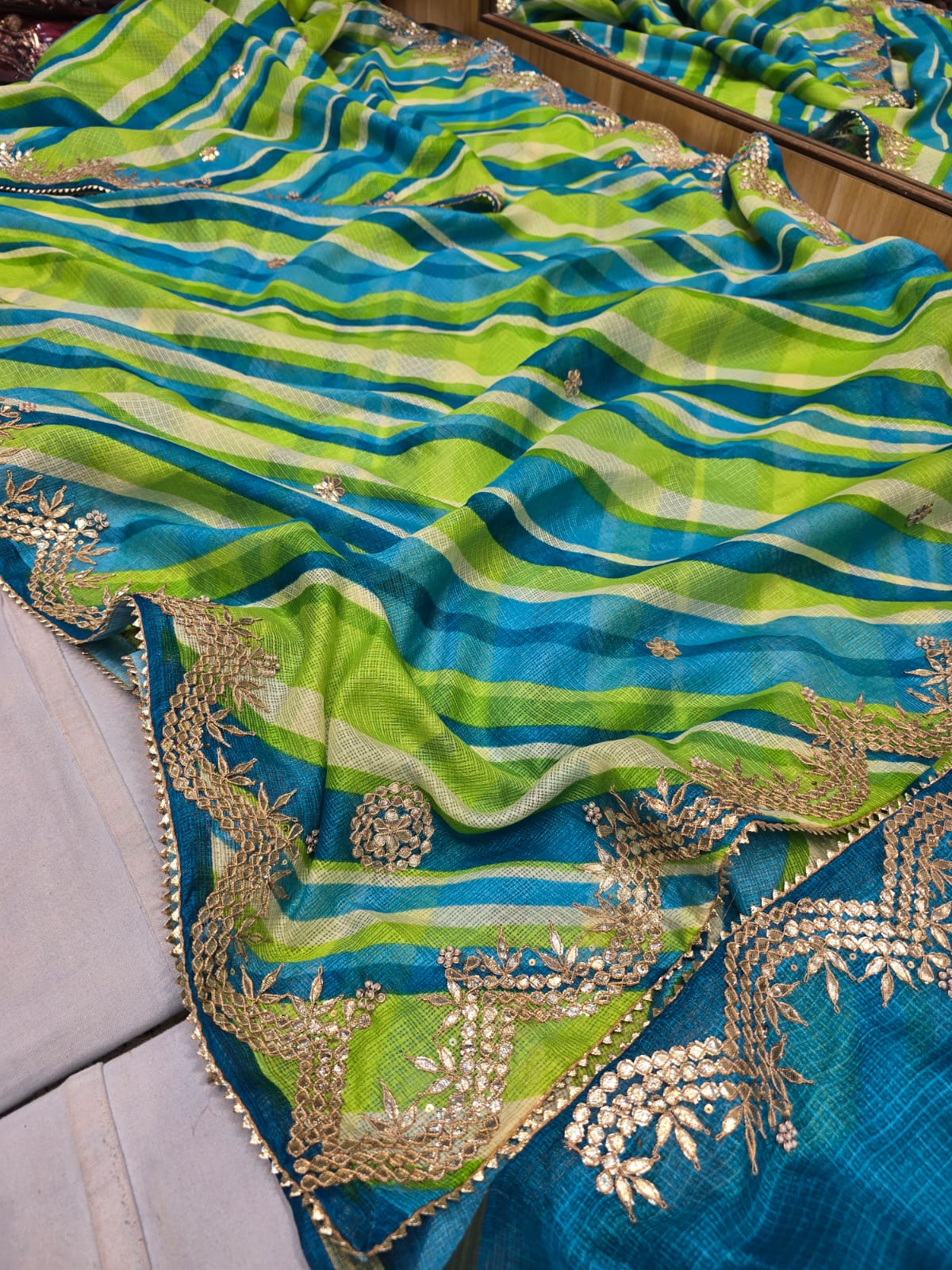Kayatri New Pure Munga Cotton Checks Saree