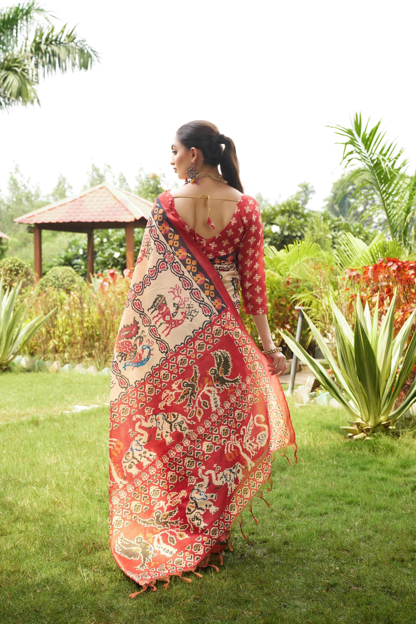 Kayatri New Tussar Silk Patola Print Saree