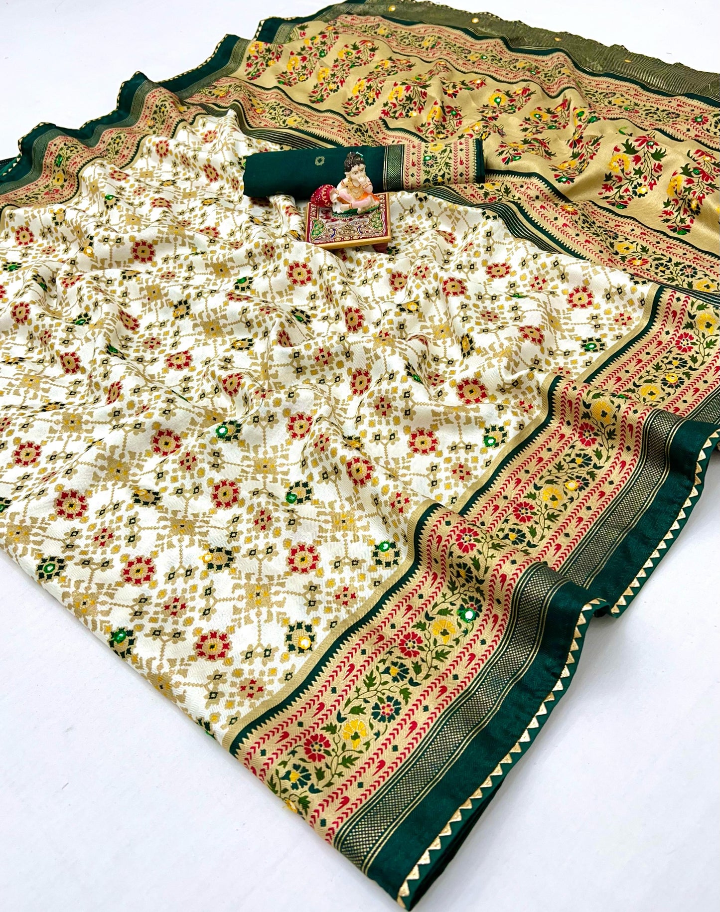 Kayatri New Designer Soft Pashmina Silk Printed Saree