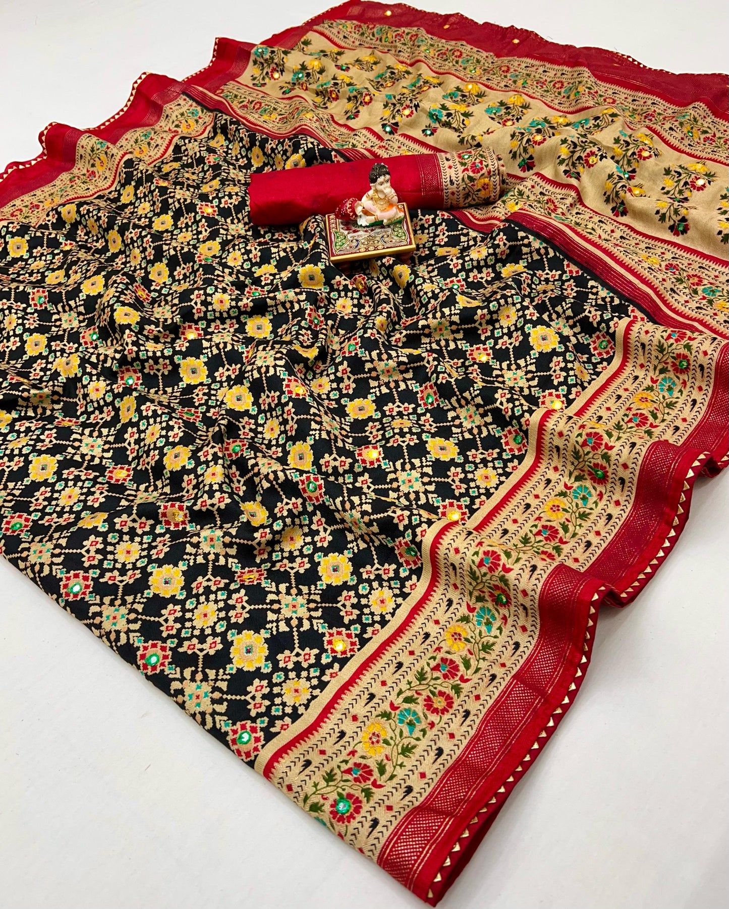 Kayatri New Designer Soft Pashmina Silk Printed Saree