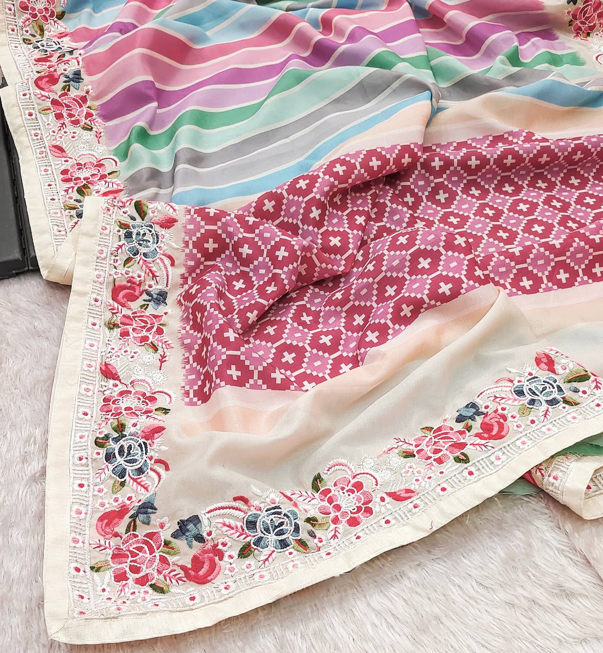 Kayatri New Vichitra Silk Digital Print Saree