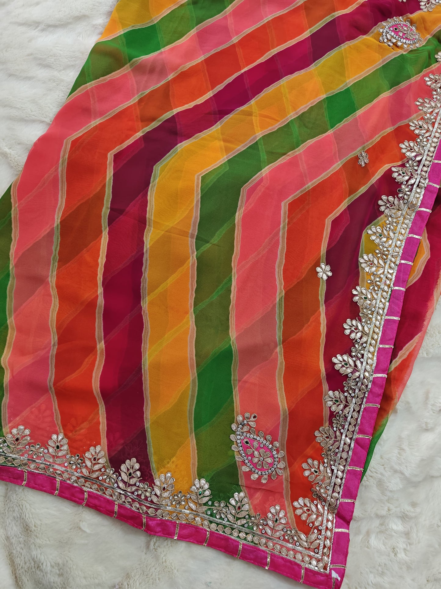 Kayatri New Mothra Leheriya Bandhej Saree