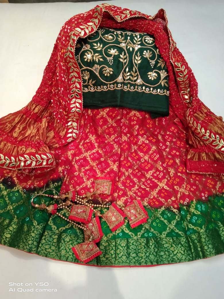 Kayatri New Pure Banarasi Ghatchola Silk Lehenga