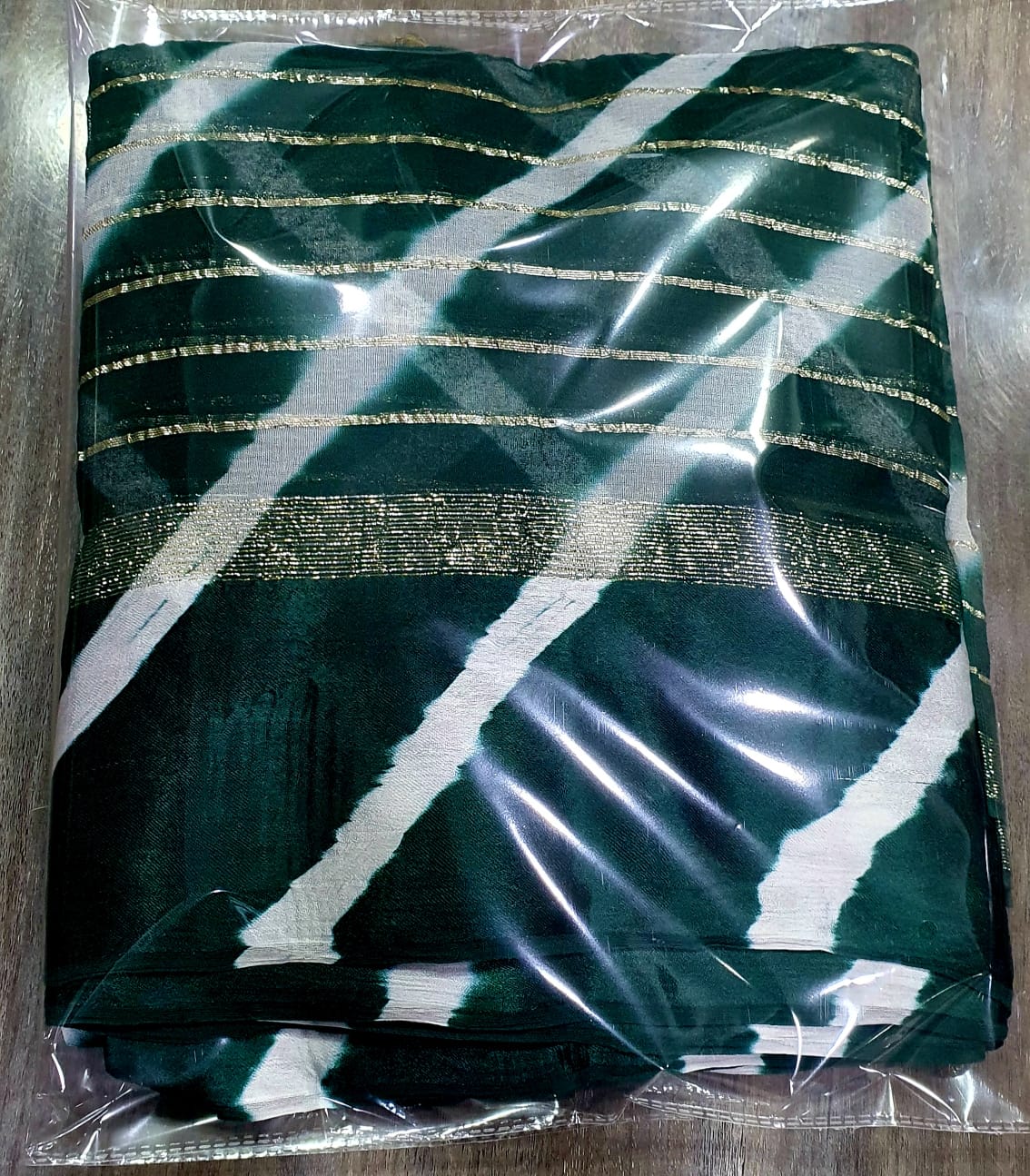 Kayatri New Pure Viscose Georgette Satan Patta Saree