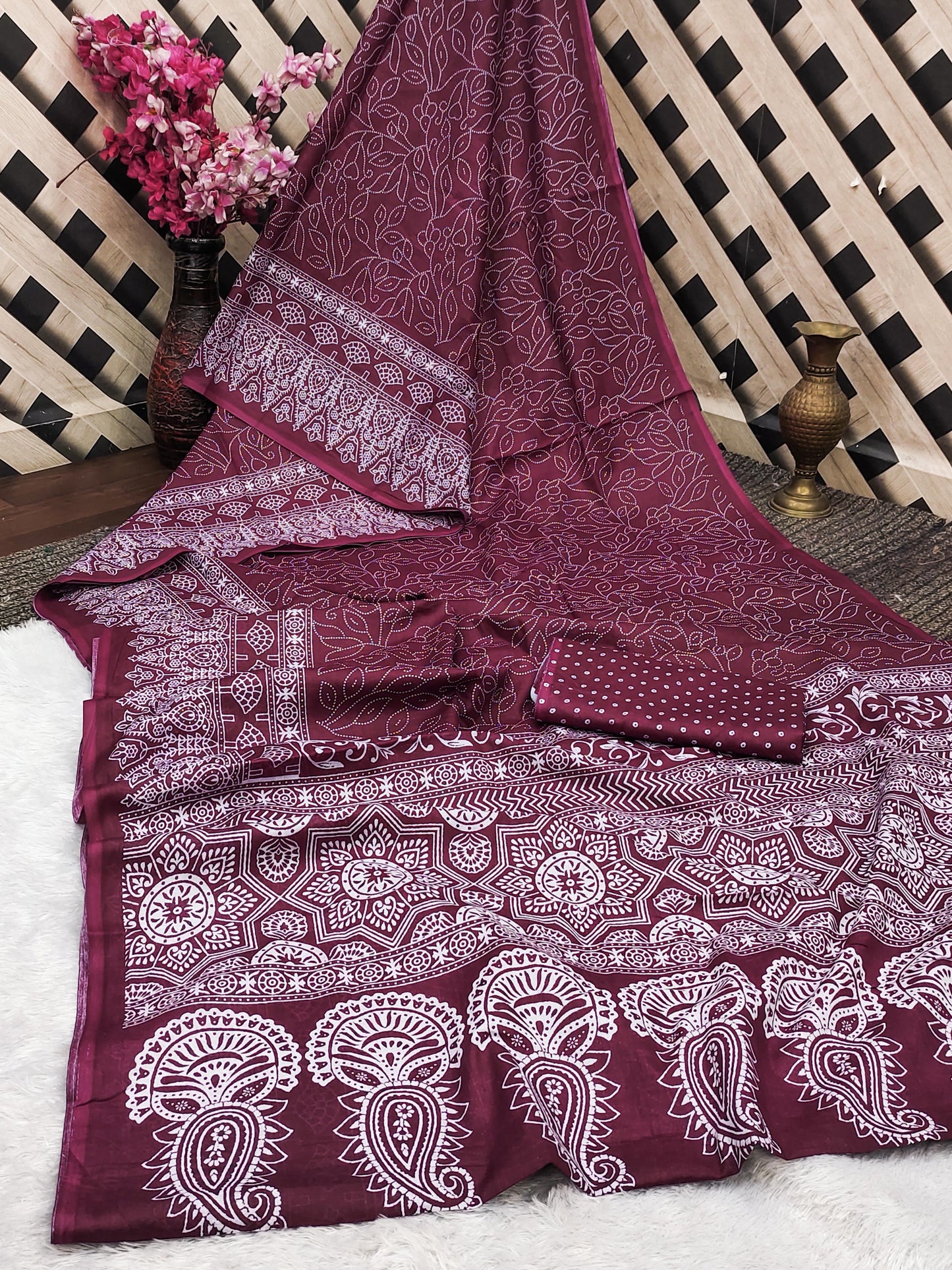 Kayatri New Soft Pure Cotton Bandhej Print Saree