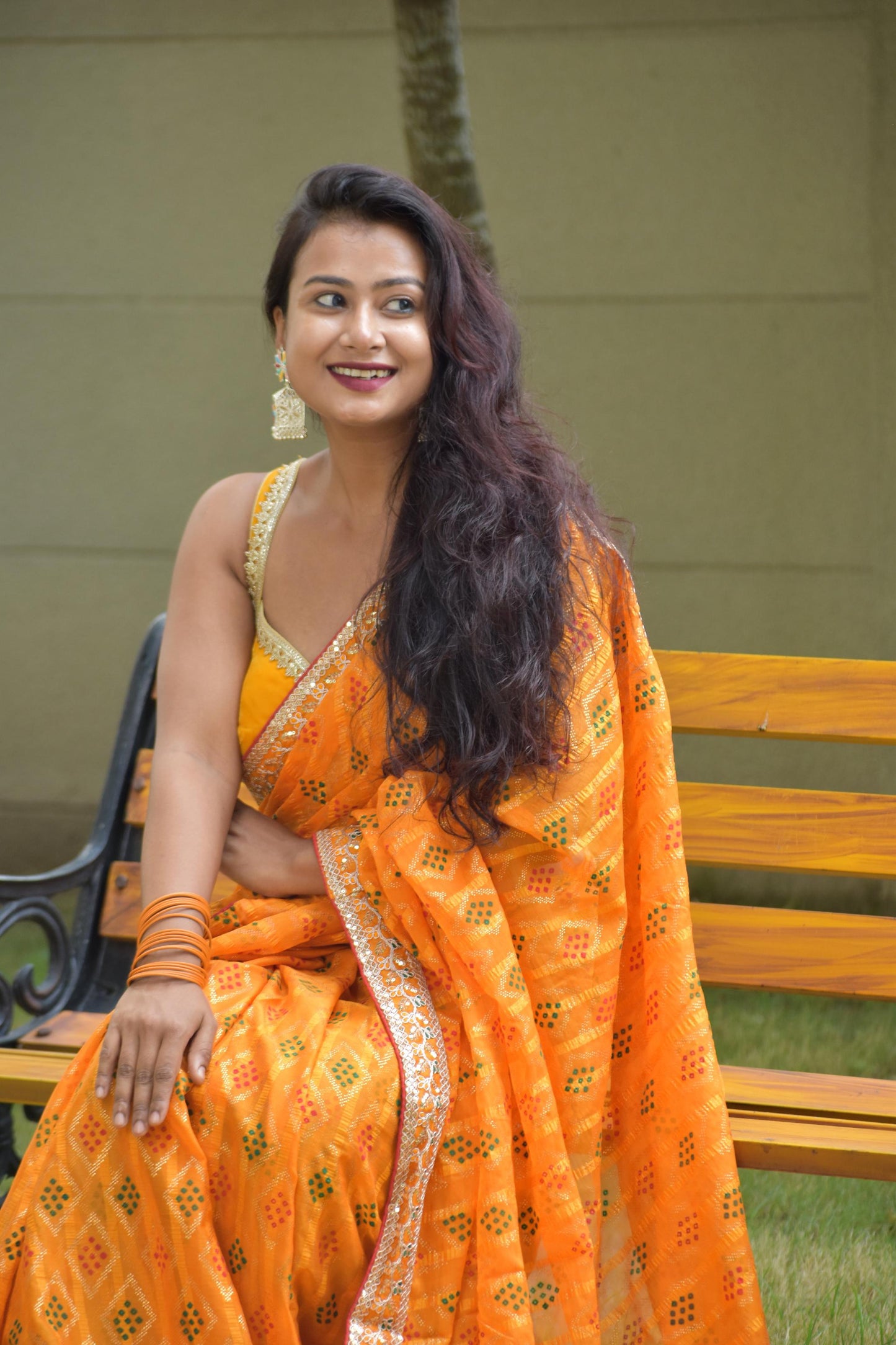 Kayatri New Elegant Bandhej Chex Cotton Silk Saree with Stylish Border & Pallu