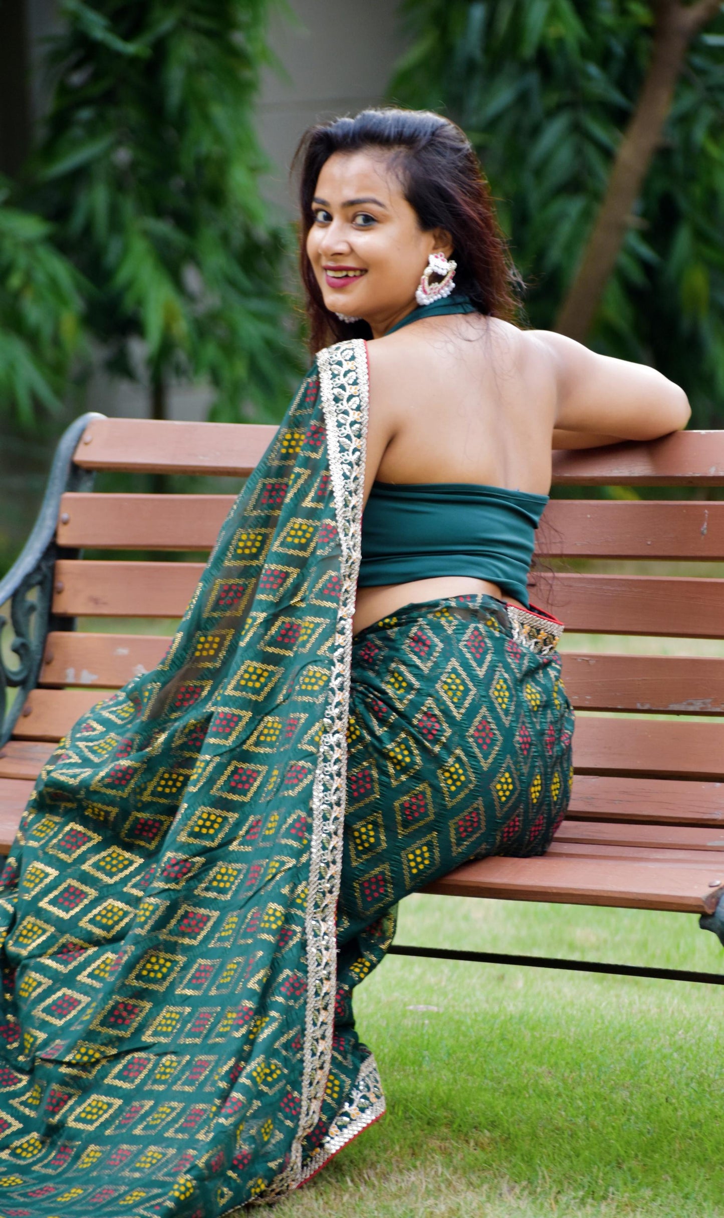 Kayatri New Elegant Bandhej Chex Cotton Silk Saree with Stylish Border & Pallu