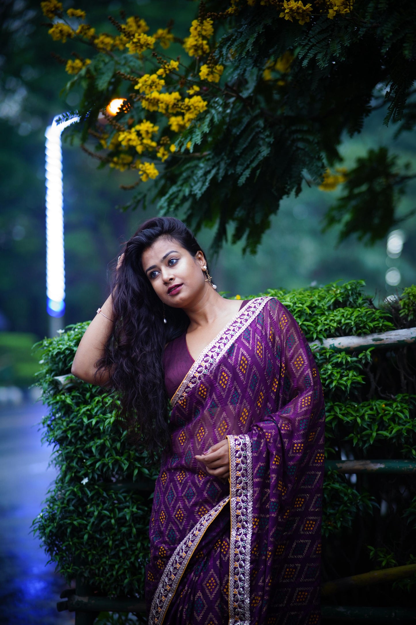 Kayatri New Elegant Bandhej Chex Cotton Silk Saree with Stylish Border & Pallu