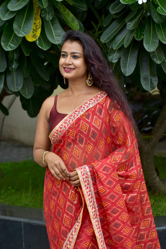 Kayatri New Elegant Bandhej Chex Cotton Silk Saree with Stylish Border & Pallu