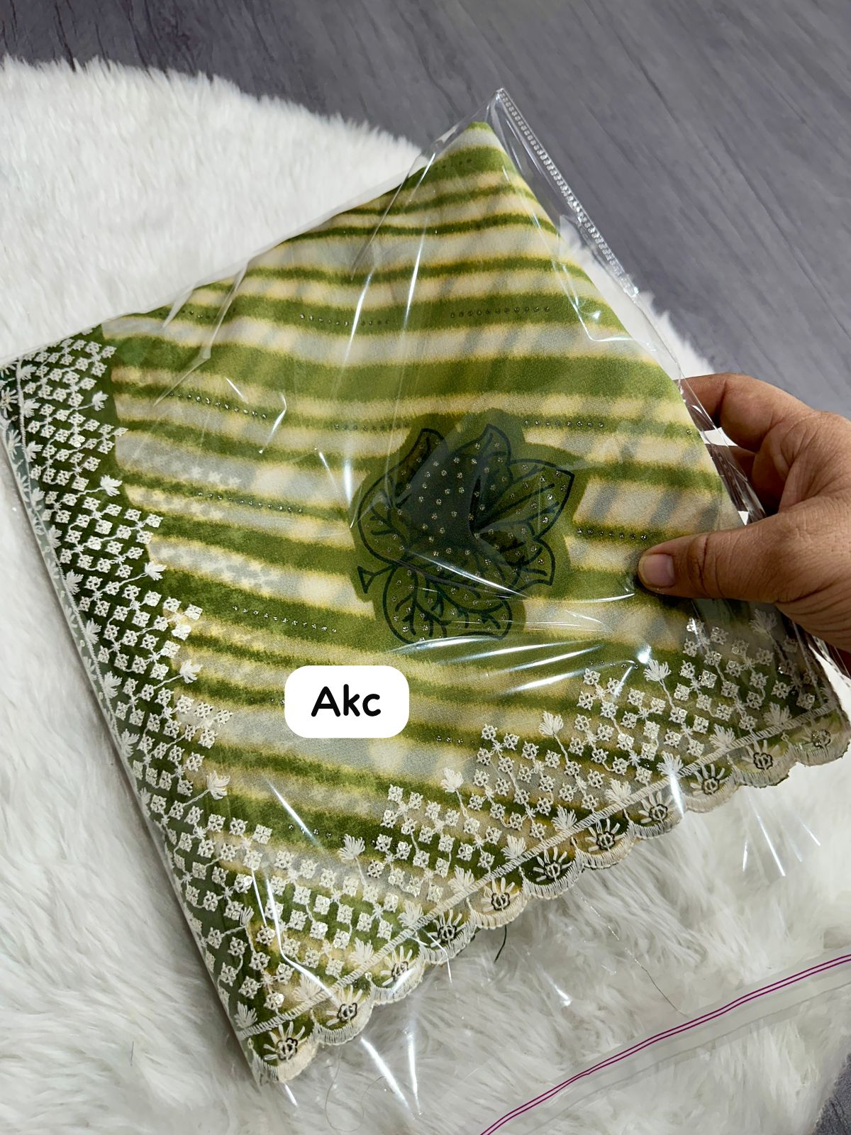 Kayatri Luxury georgette with foil print and sequence thread work