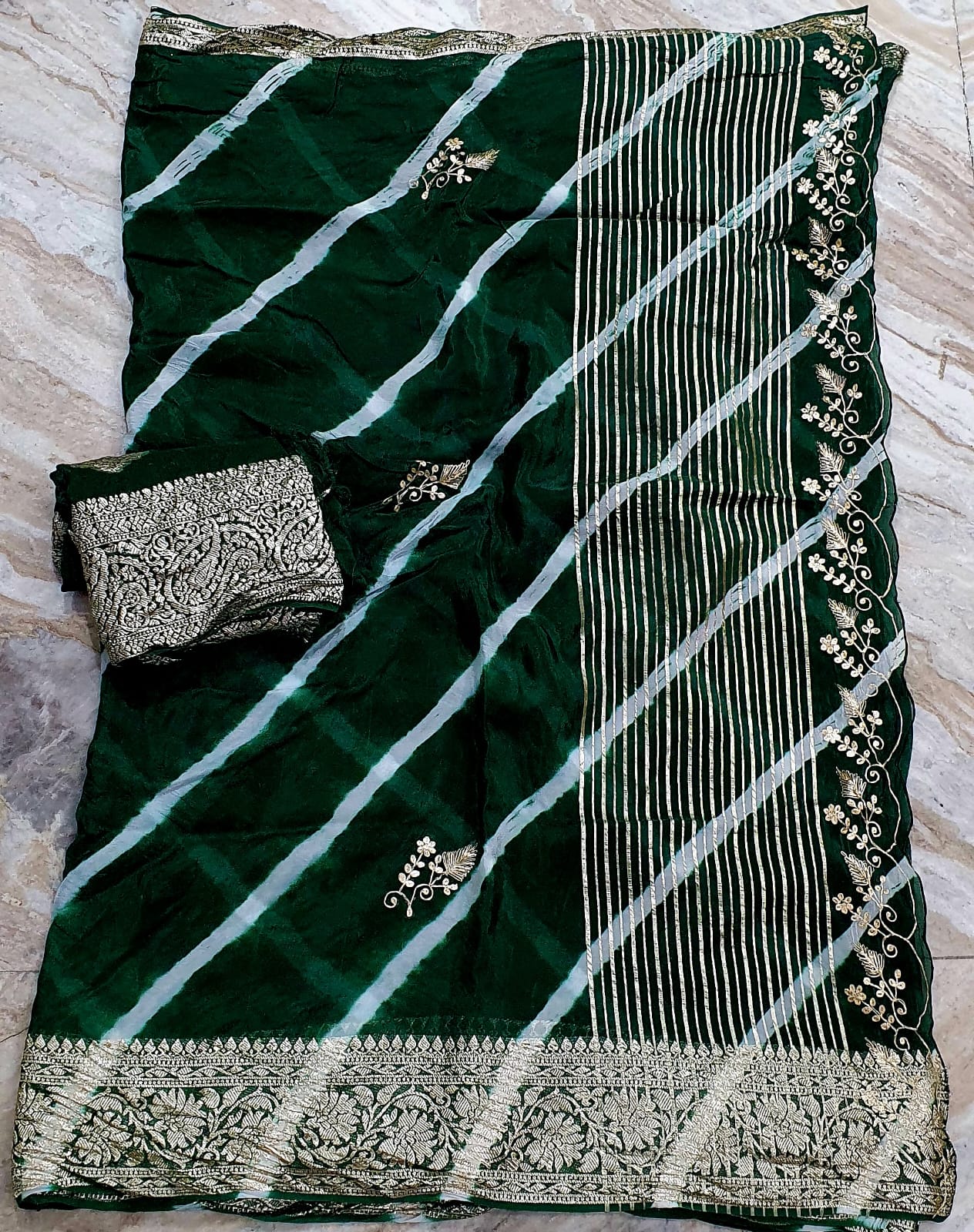 Kayatri Pure Organza Elegance with Banarasi Touch