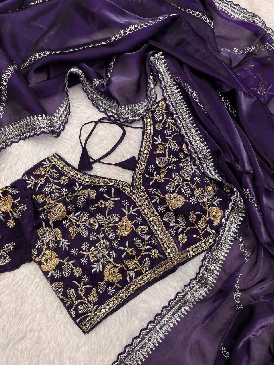 Kayatri Glamour Glow – Zimmy Choo Satin Saree