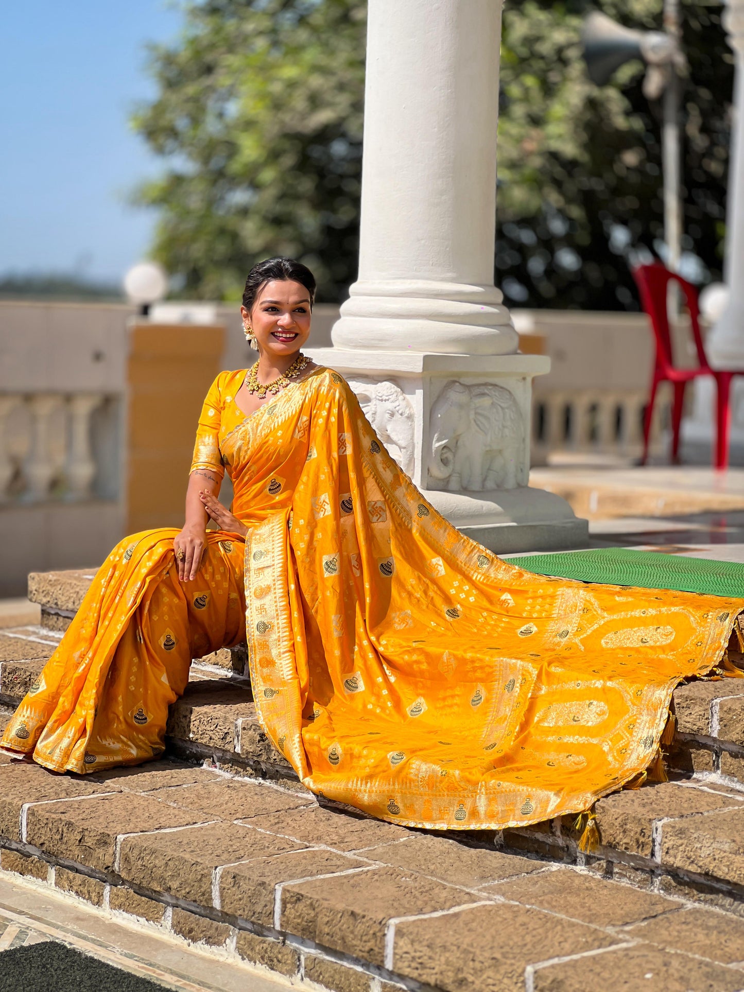 Kayatri New Pure Viscous Dola Silk Swastik & Kalash Design Saree