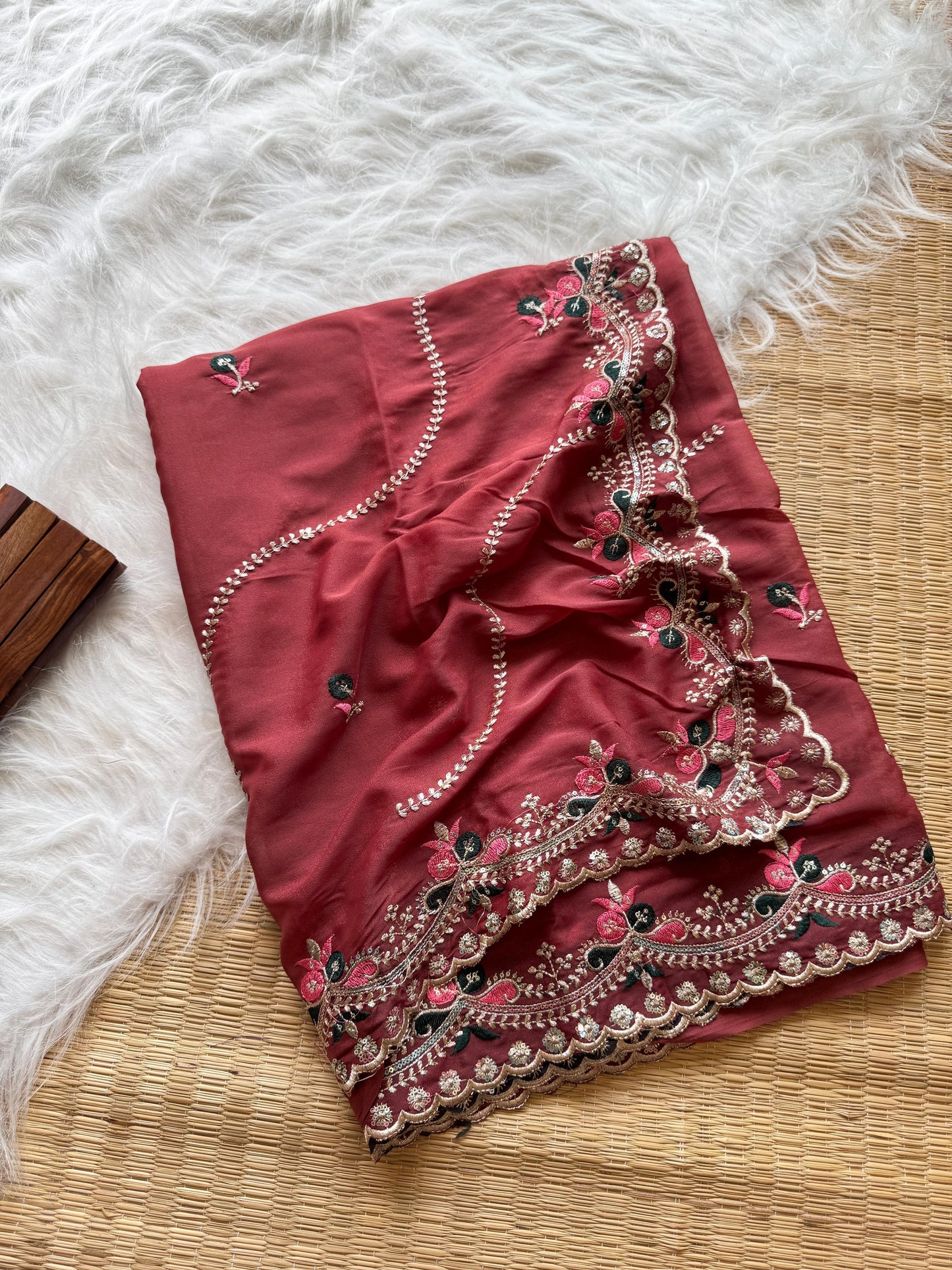 Kayatri New Presenting our latest georgette saree