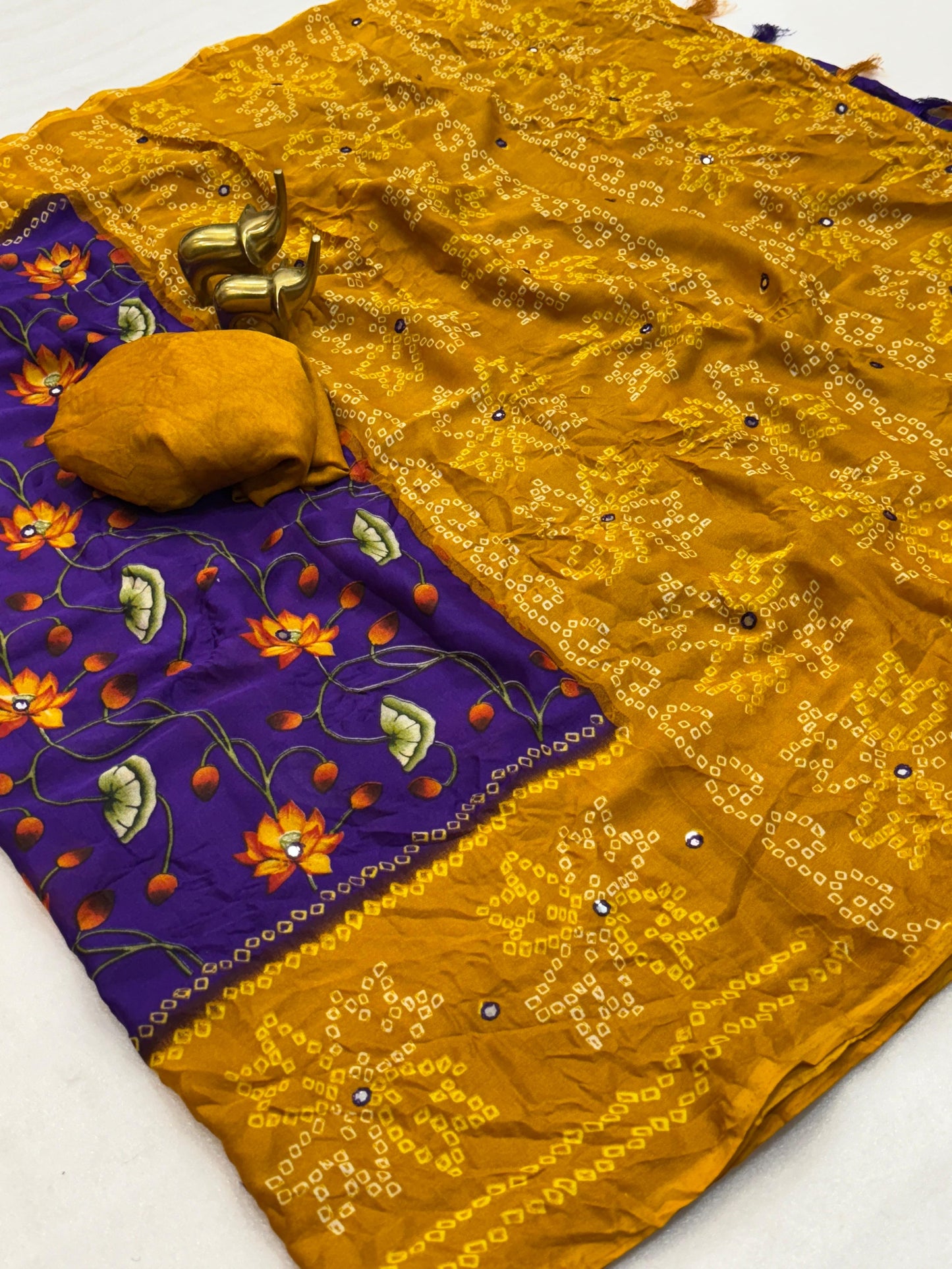 Kayatri New PURE MOSS KALMKARI WITH BANDHANI SAREE