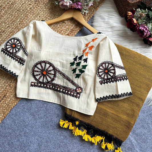 Kayatri New Presenting a Khadi Cotton Saree And Beautiful Heavy Khadi Cotton saree
