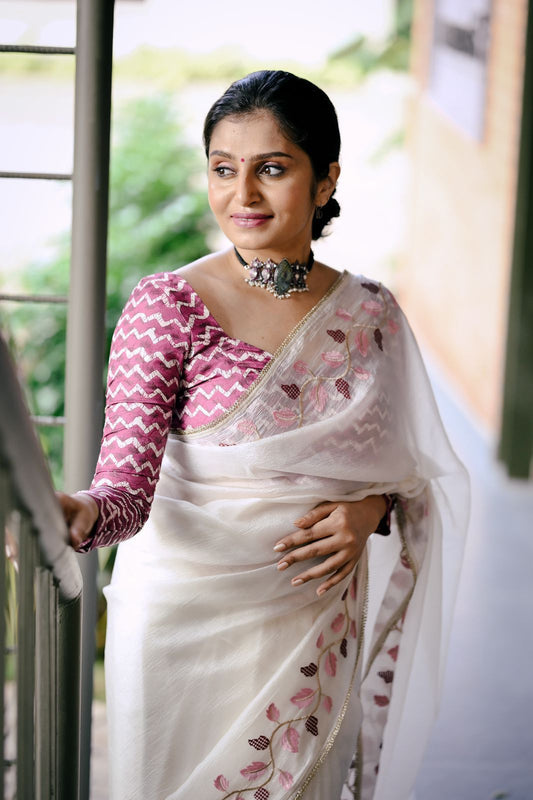 Kayatri New Chrunchy heavy thread and Resham work saree