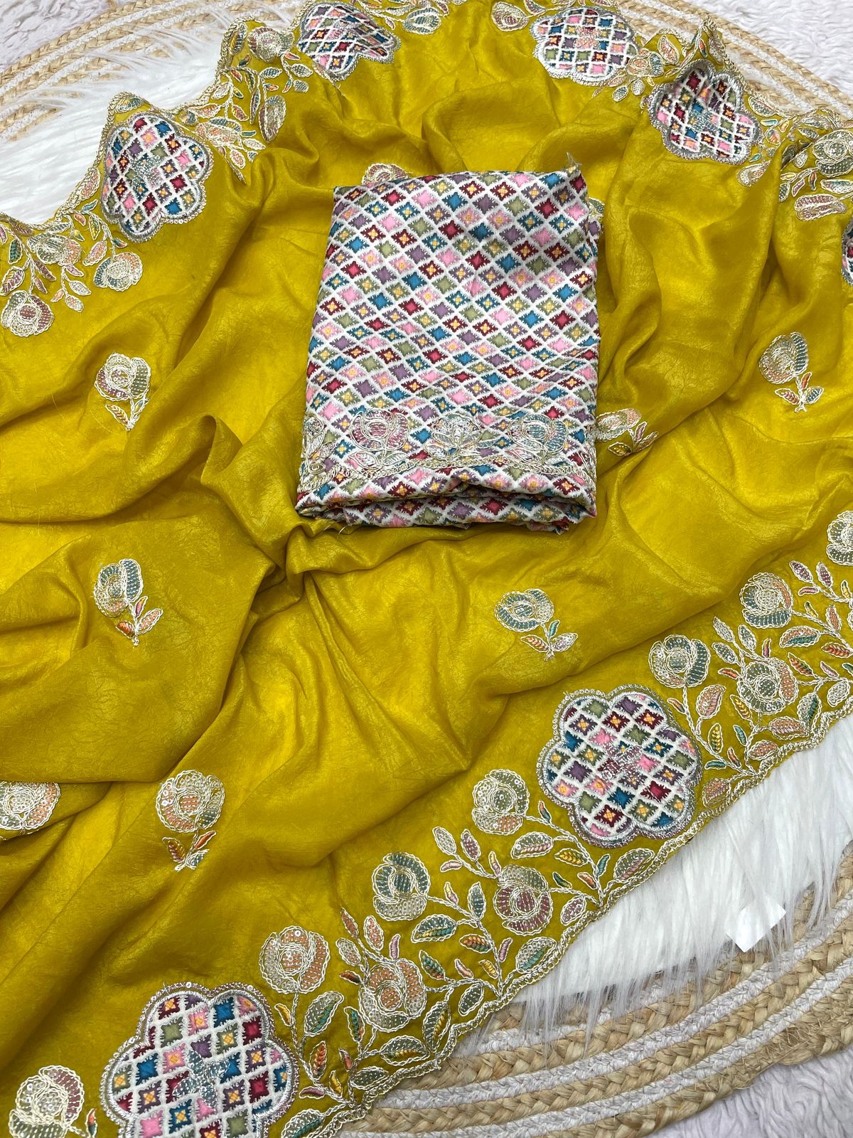 Kayatri New Print Presents New Bollywood Trending Design Saree